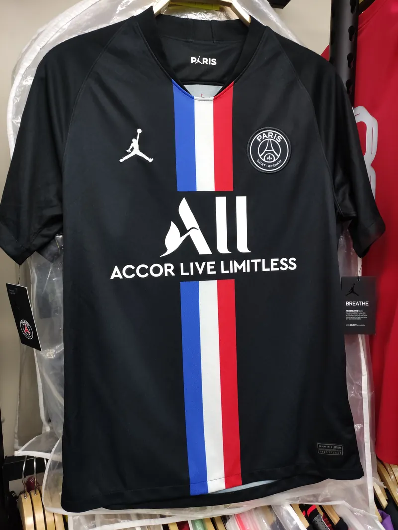 19-20 Paris Saint-Germain Mbappe jersey