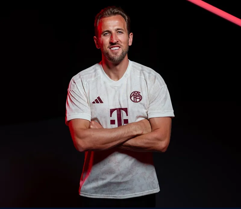 23-24 season Bayern Munich second away Kane jersey
