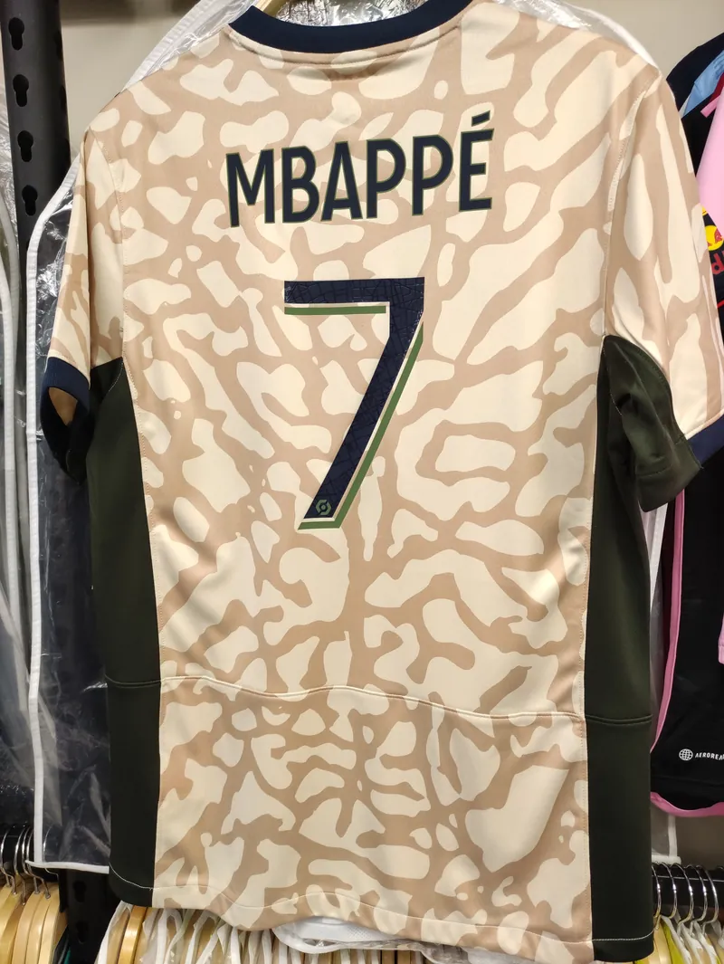 23-24 season Paris Saint-Germain away Mbappe jersey