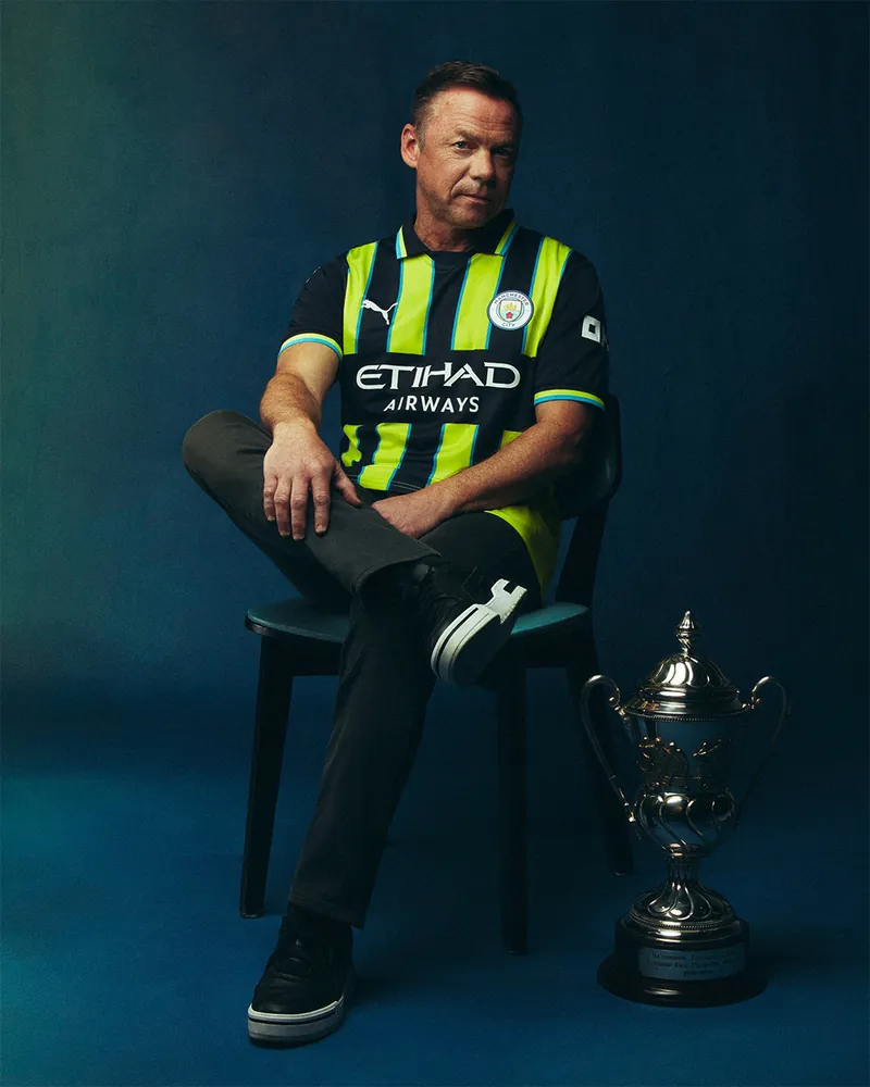 24-25 season Manchester City away Haaland jersey