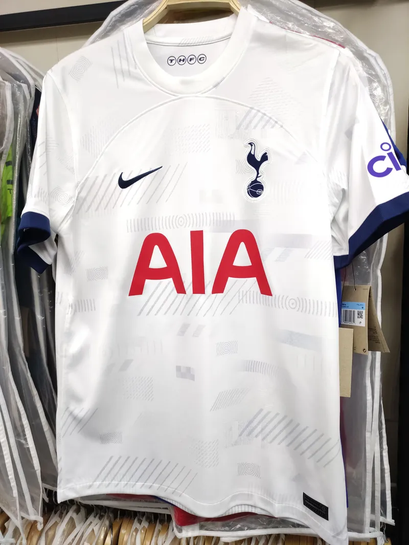 23-24 Tottenham Hotspurs Home Stadium Jersey