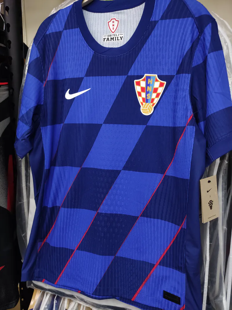 2024 Croatia national team away jersey