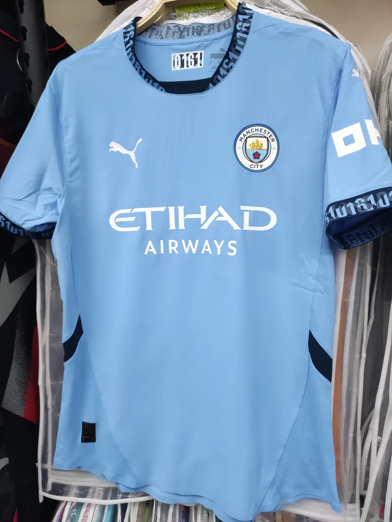 24-25 season Manchester City home Haaland jersey