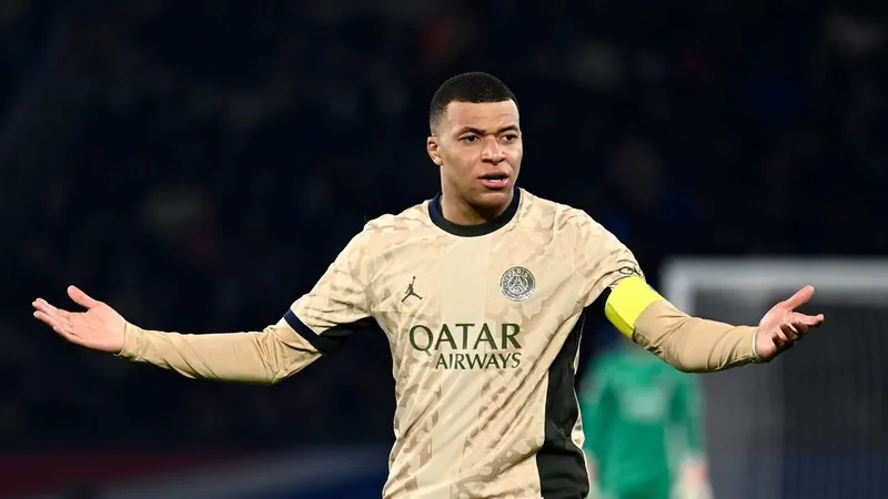 23-24 season Paris Saint-Germain away Mbappe jersey