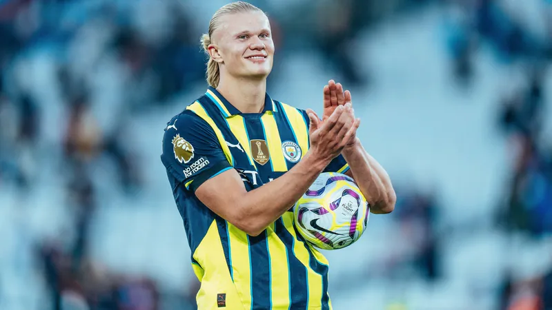 24-25 season Manchester City away Haaland jersey