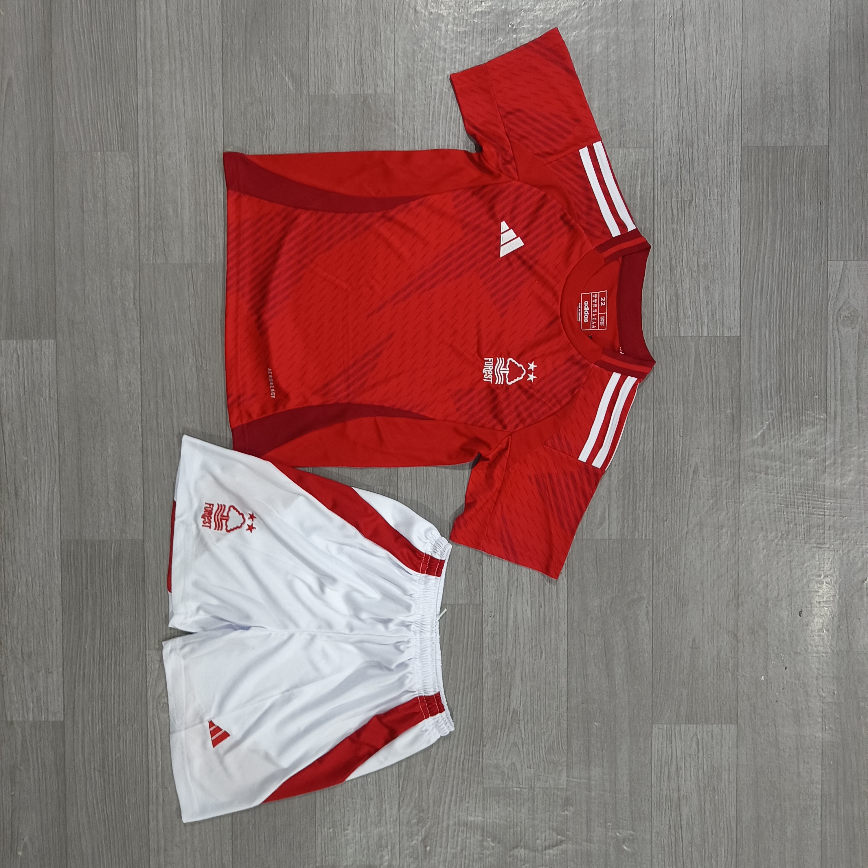 24-25 Nottingham Forest home children's football uniform set