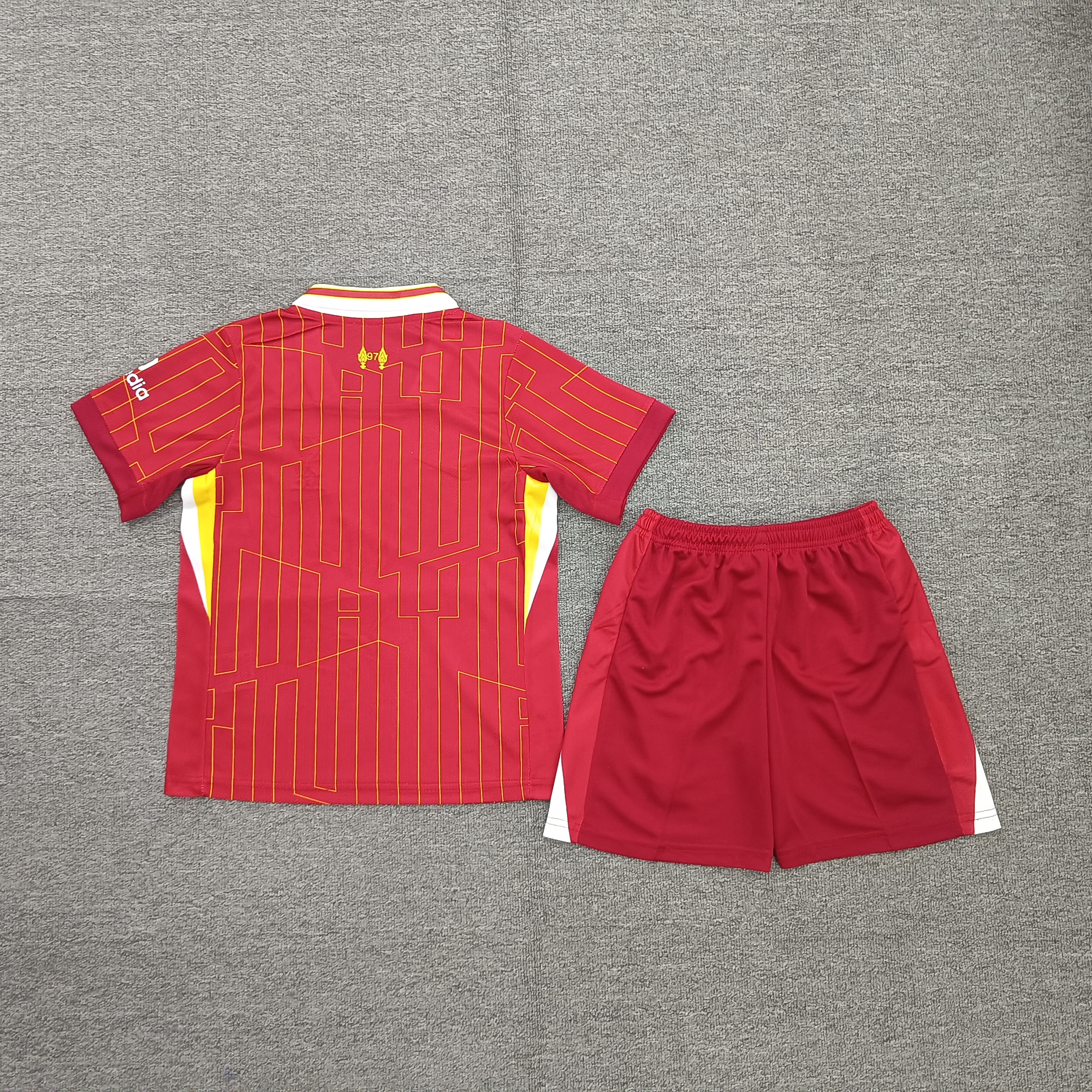 24-25 Liverpool Home children's football uniform set