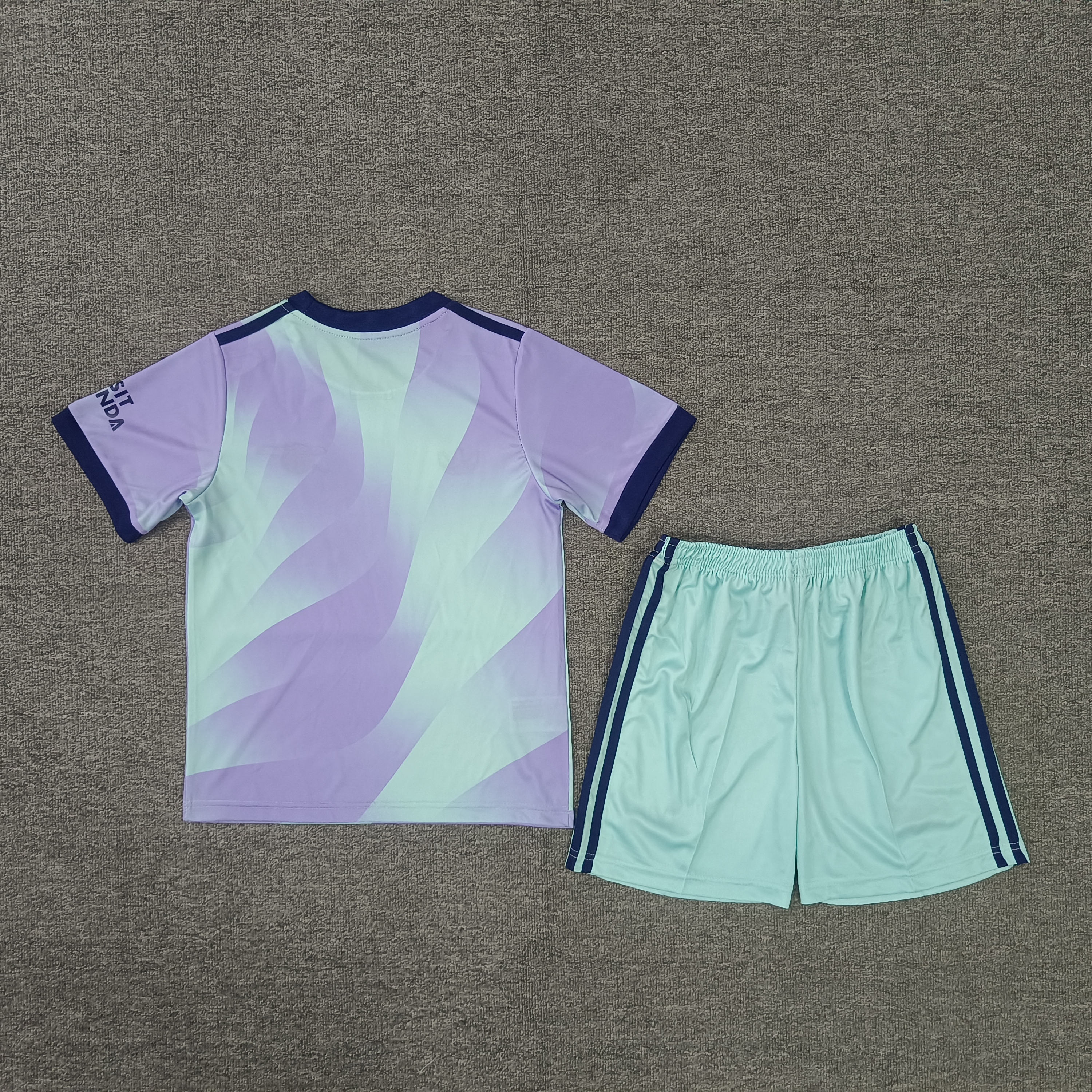 24-25 Arsenal Two Away Children's Football Set