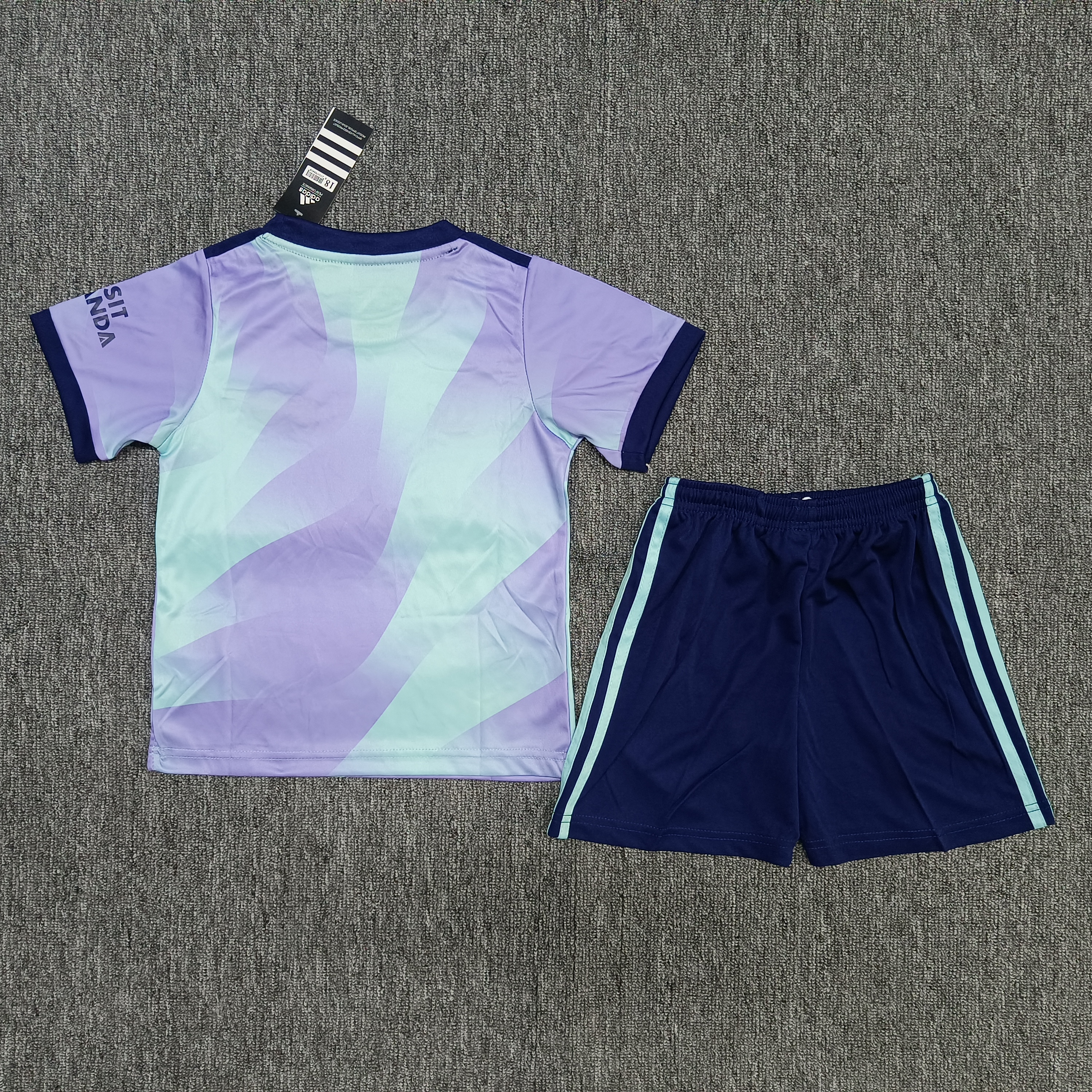 Arsenal 24-25 away children's football set