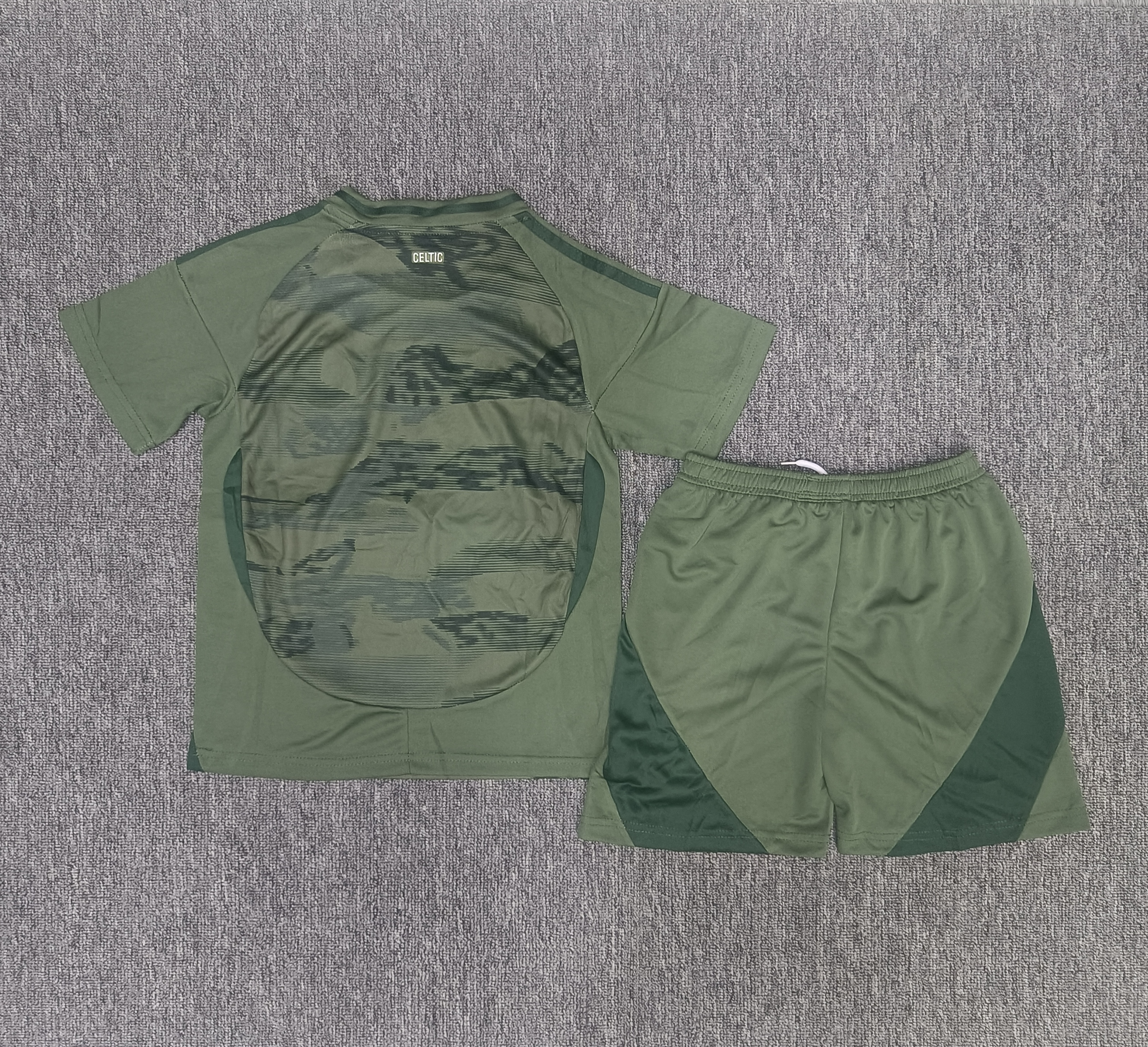 The 24-25 Aston Villa two away children's football uniform set