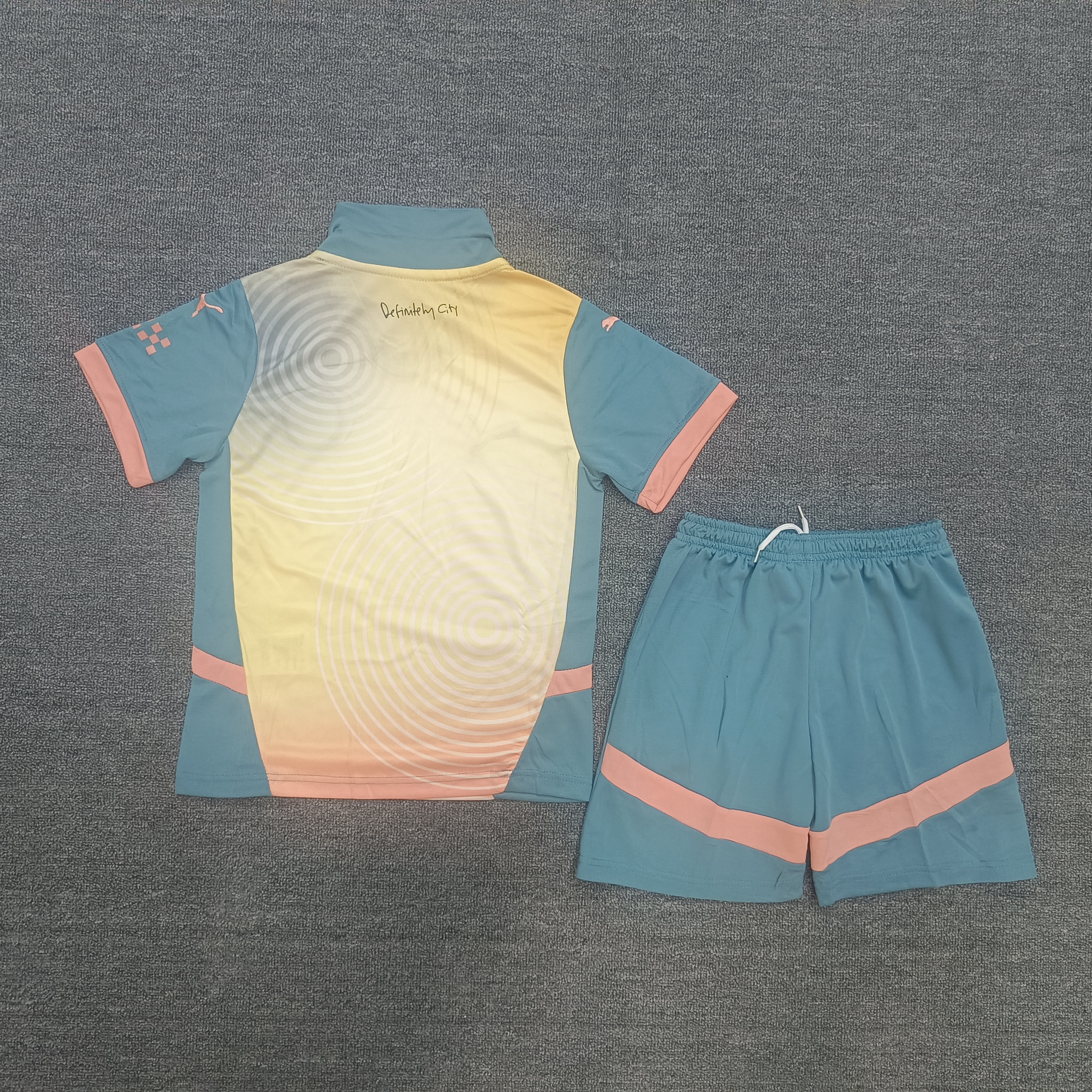 24-25 Manchester City three-away children's football uniform set