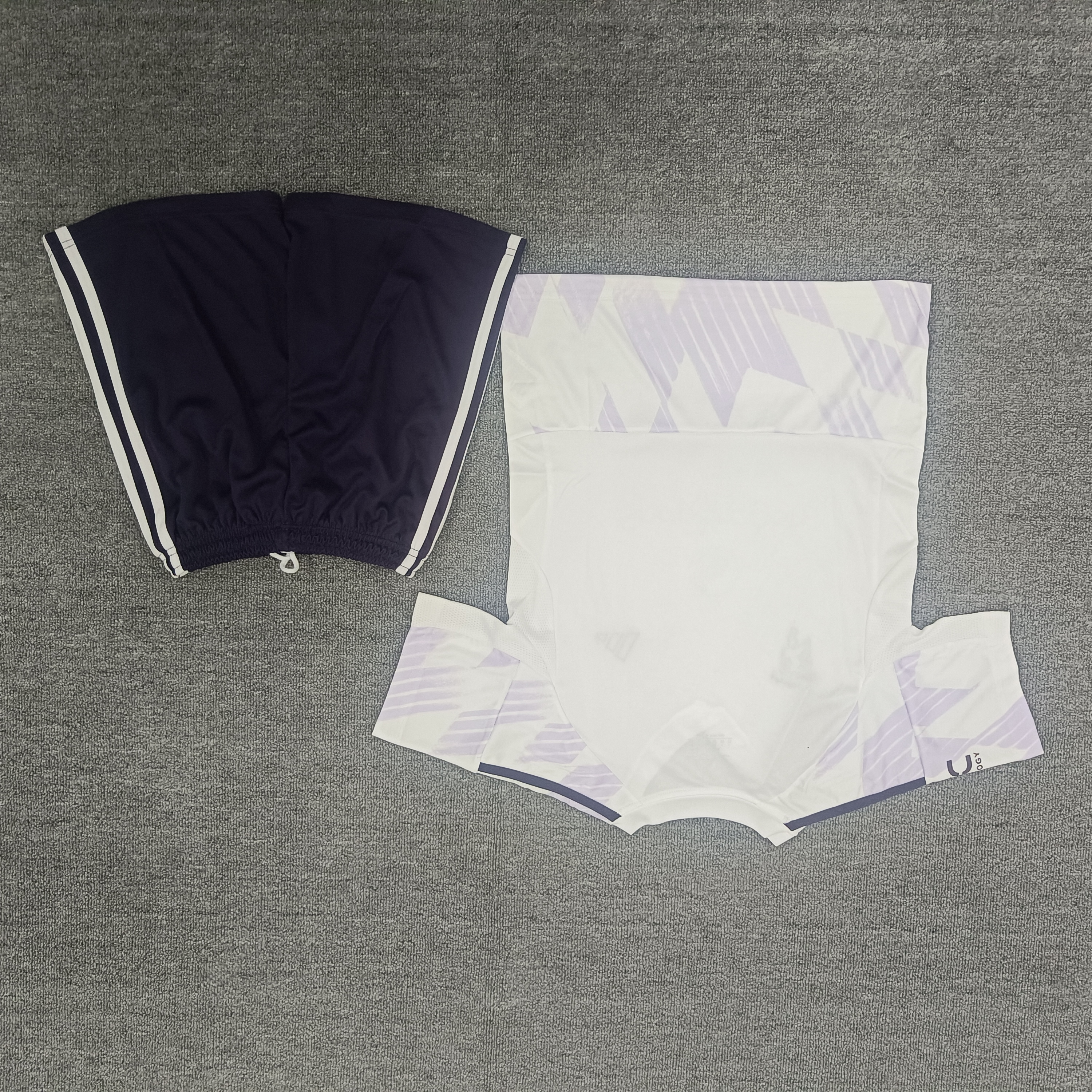 25-26 Manchester United away children's football uniform set