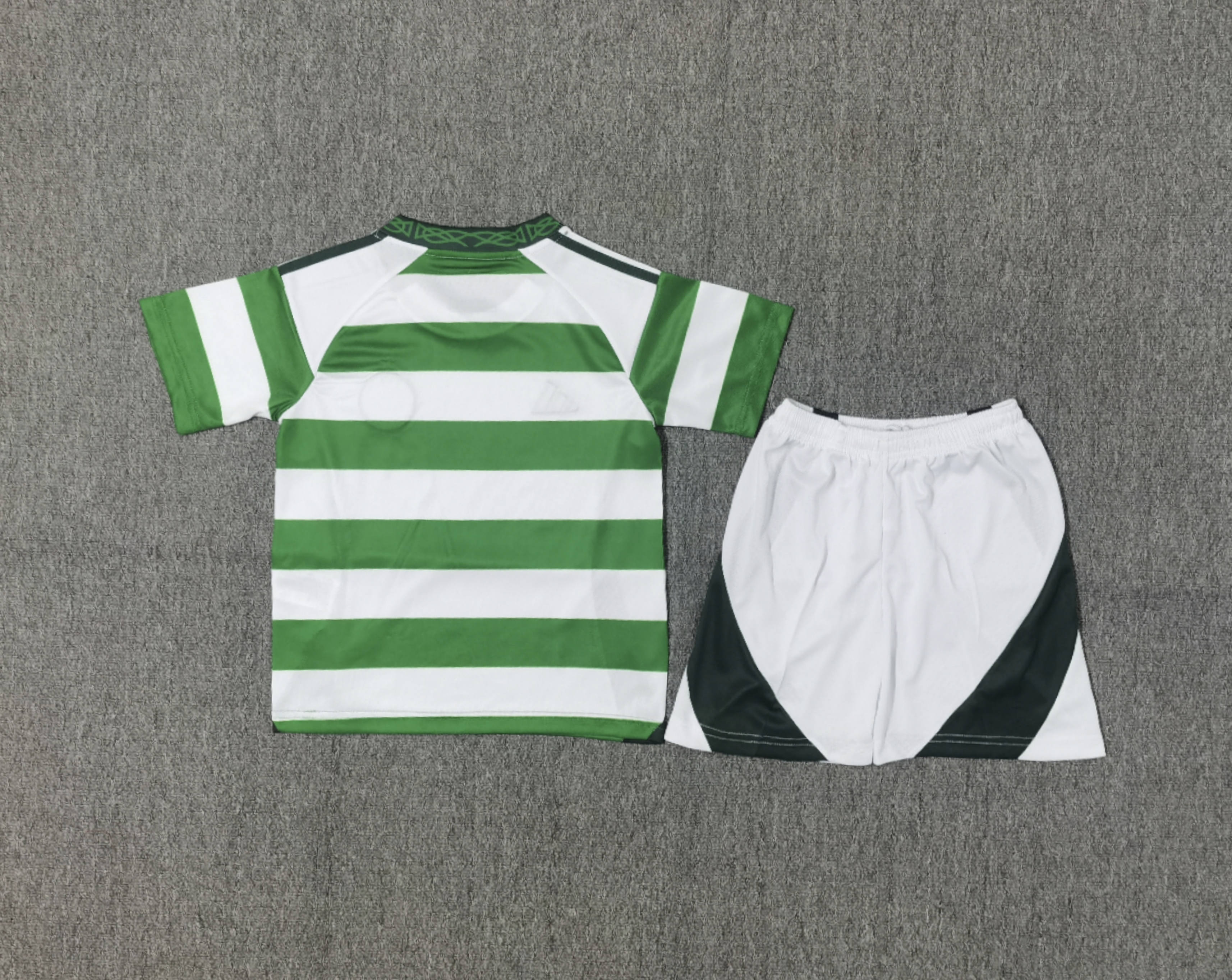 24-25热刺主场儿童足球服套装