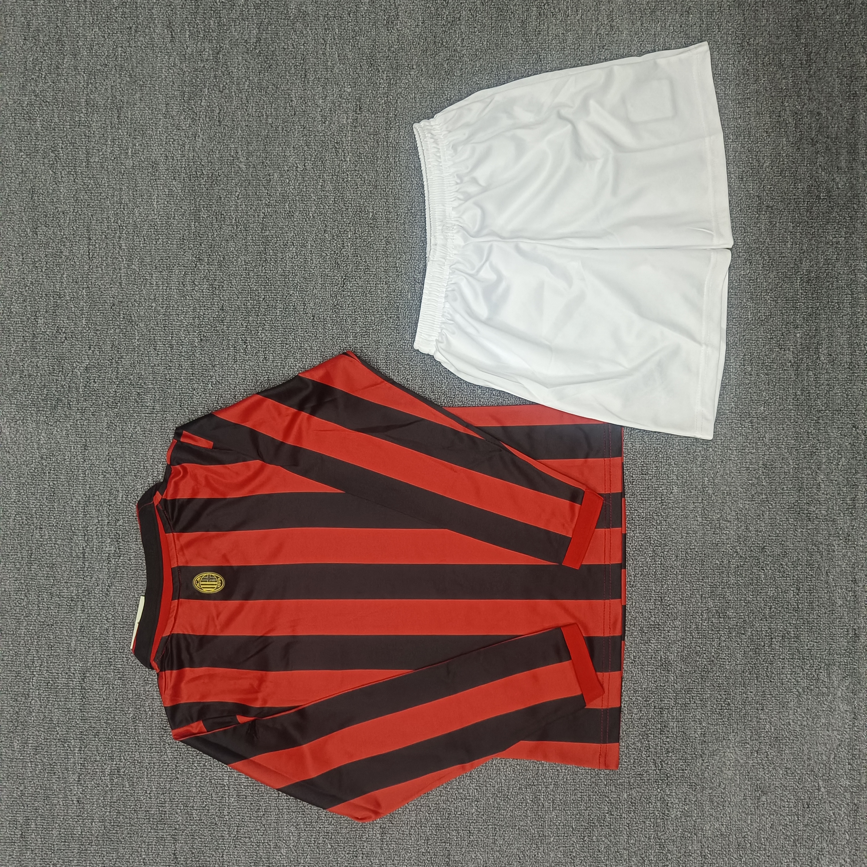 AC Milan Red Commemorative Edition long-sleeved 16-28 size children's football suit set
