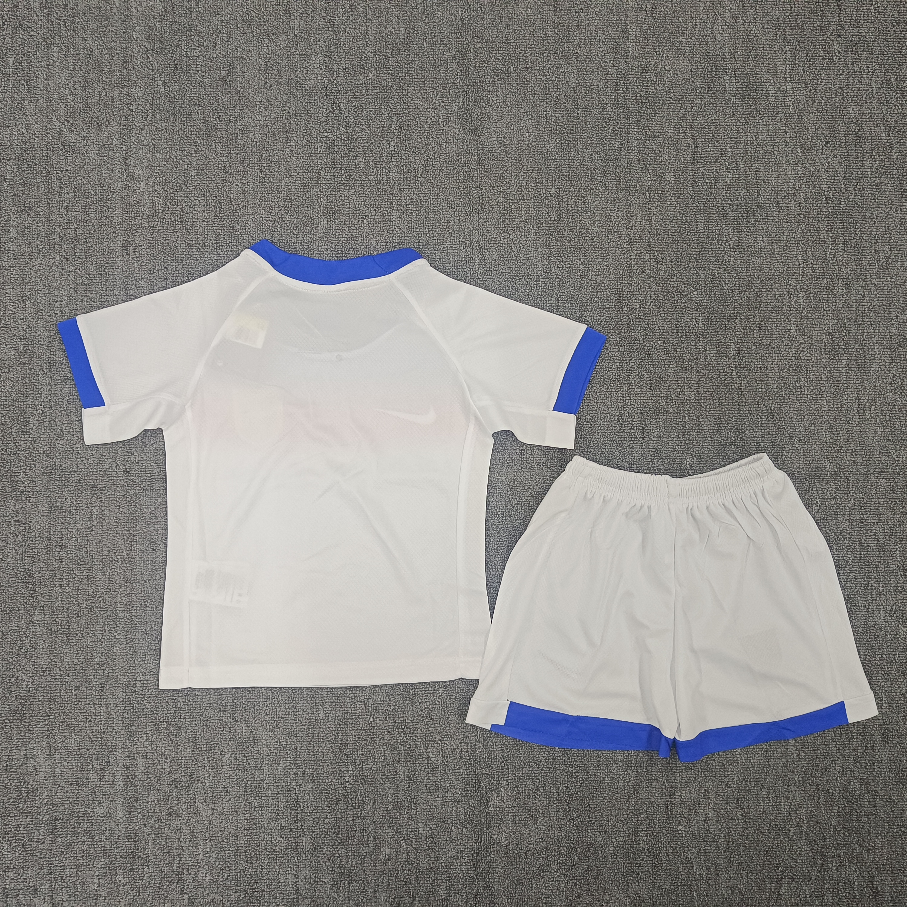 The 25-26 national team England home children's football uniform set