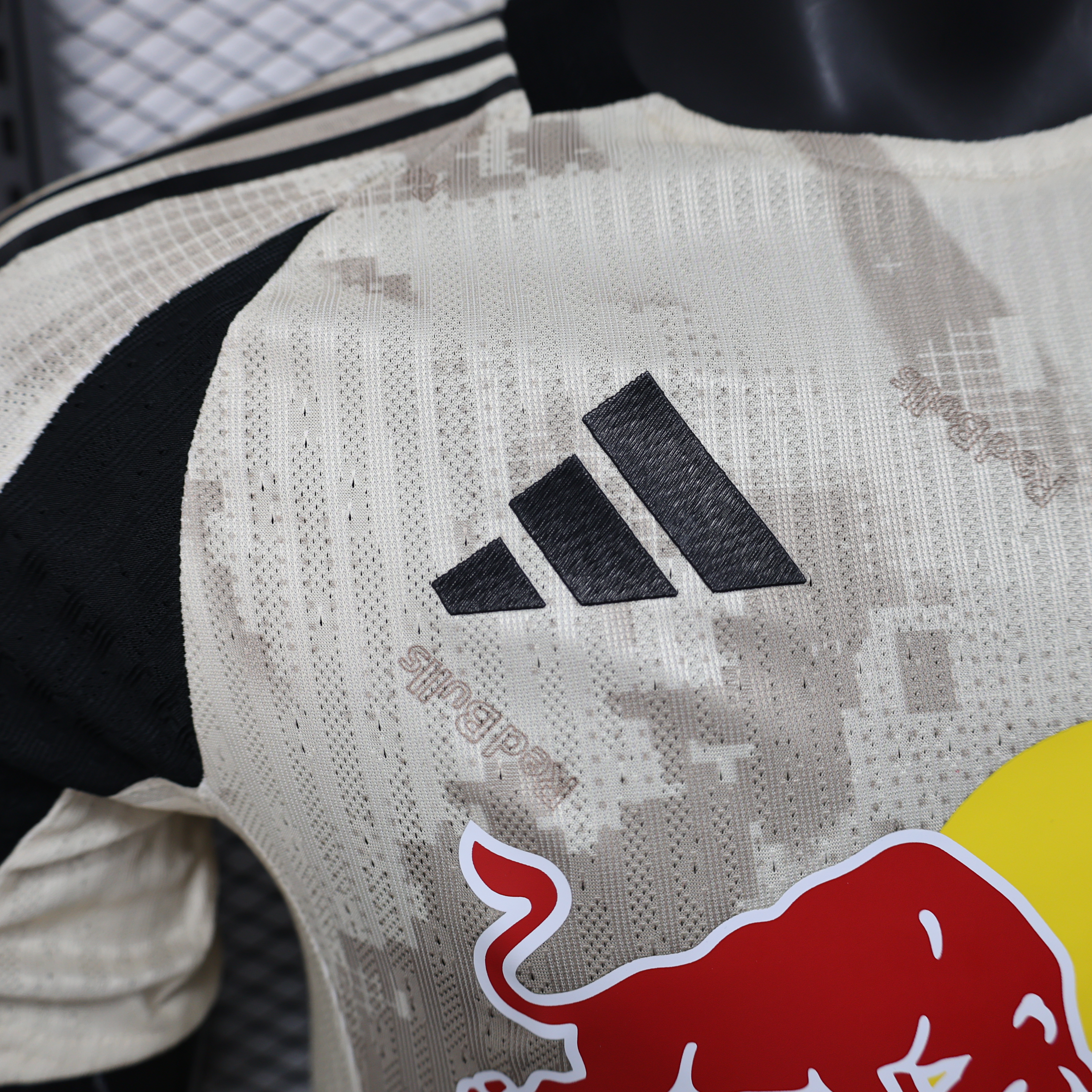 25-26 season Leipzig Red Bull player version jersey