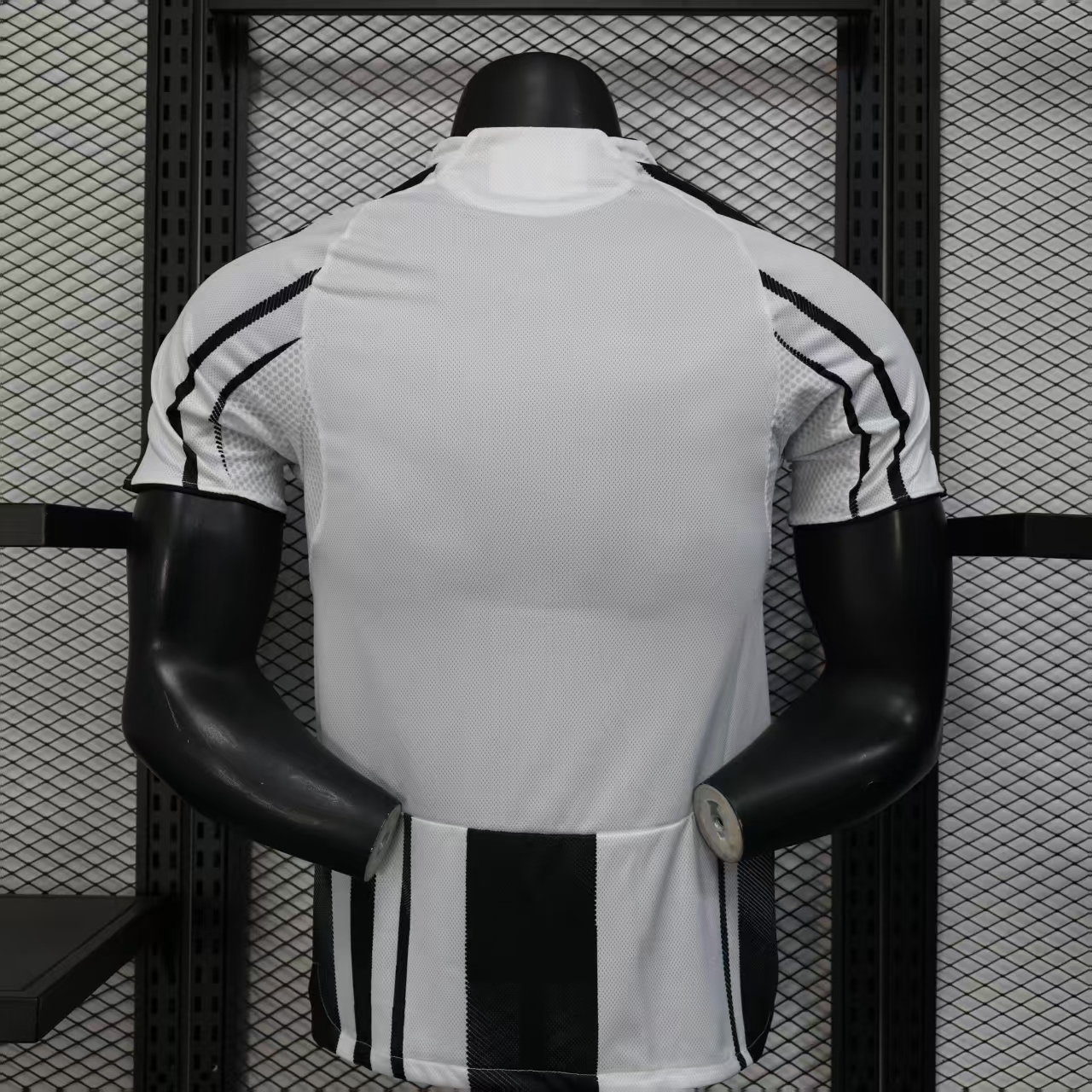 25-26 season Juventus away player jersey, Thuram, Vlahovic, Yildiz, Weah, Conceicao
