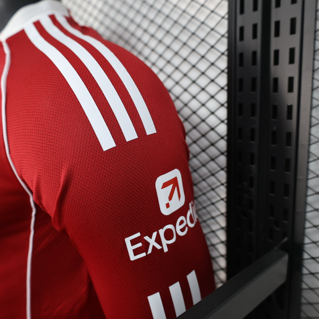 25-26 season Liverpool home long-sleeved player version jersey