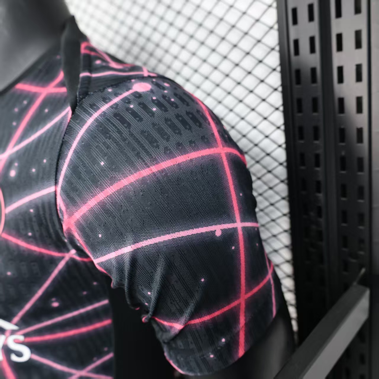 Paris players' pre-match uniforms for the 25-26 season