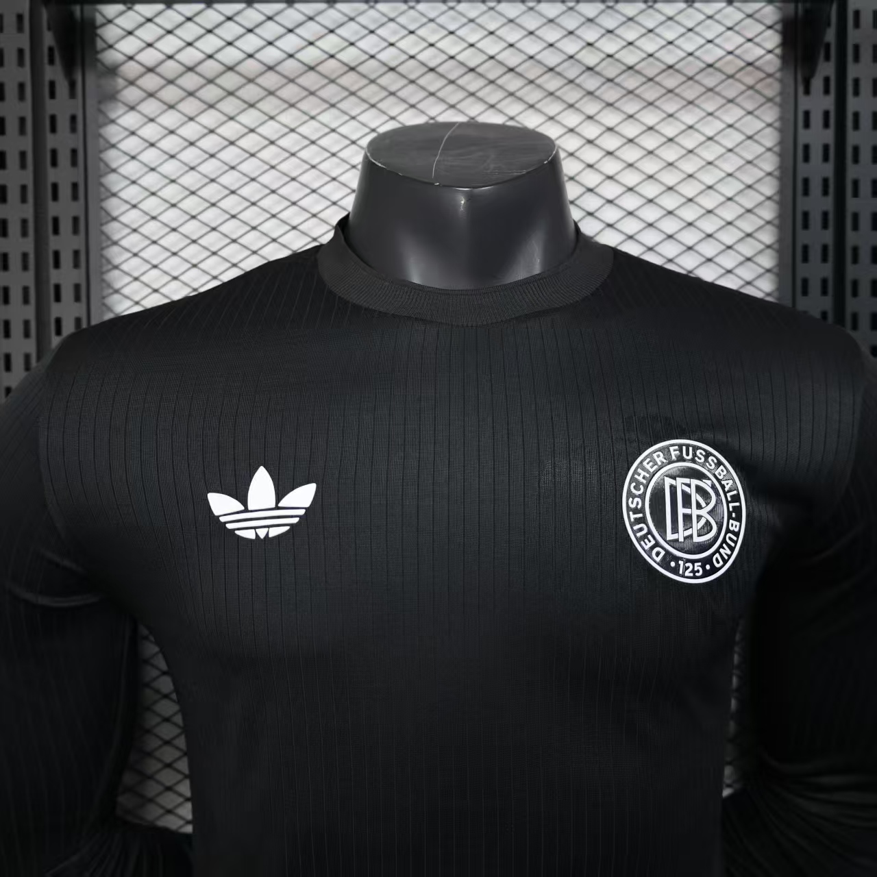 25-26 season player version long sleeve black Germany anniversary edition