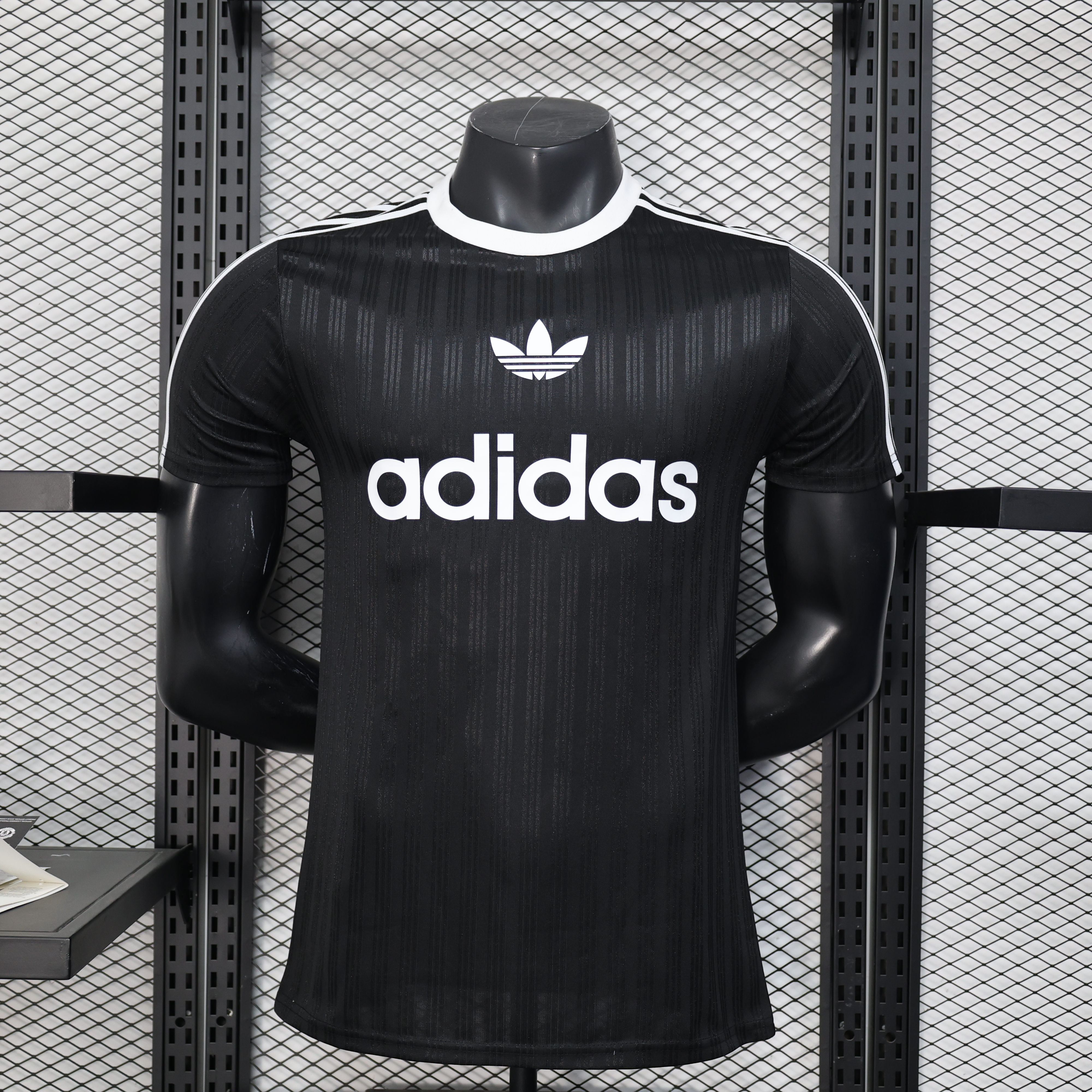 Jacquard three-leaf casual shoes in black