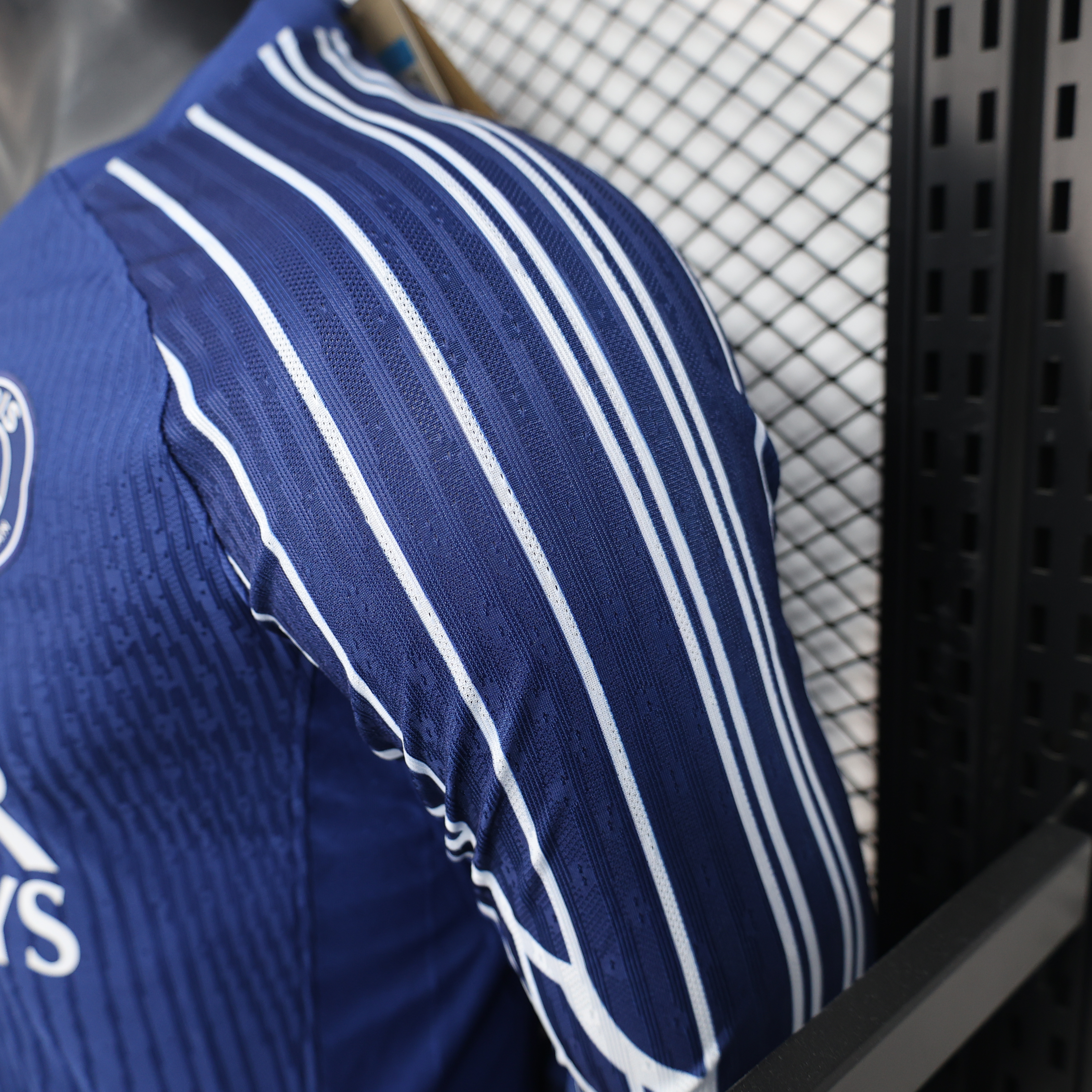 25-26 season Paris Saint-Germain away blue long-sleeved jersey