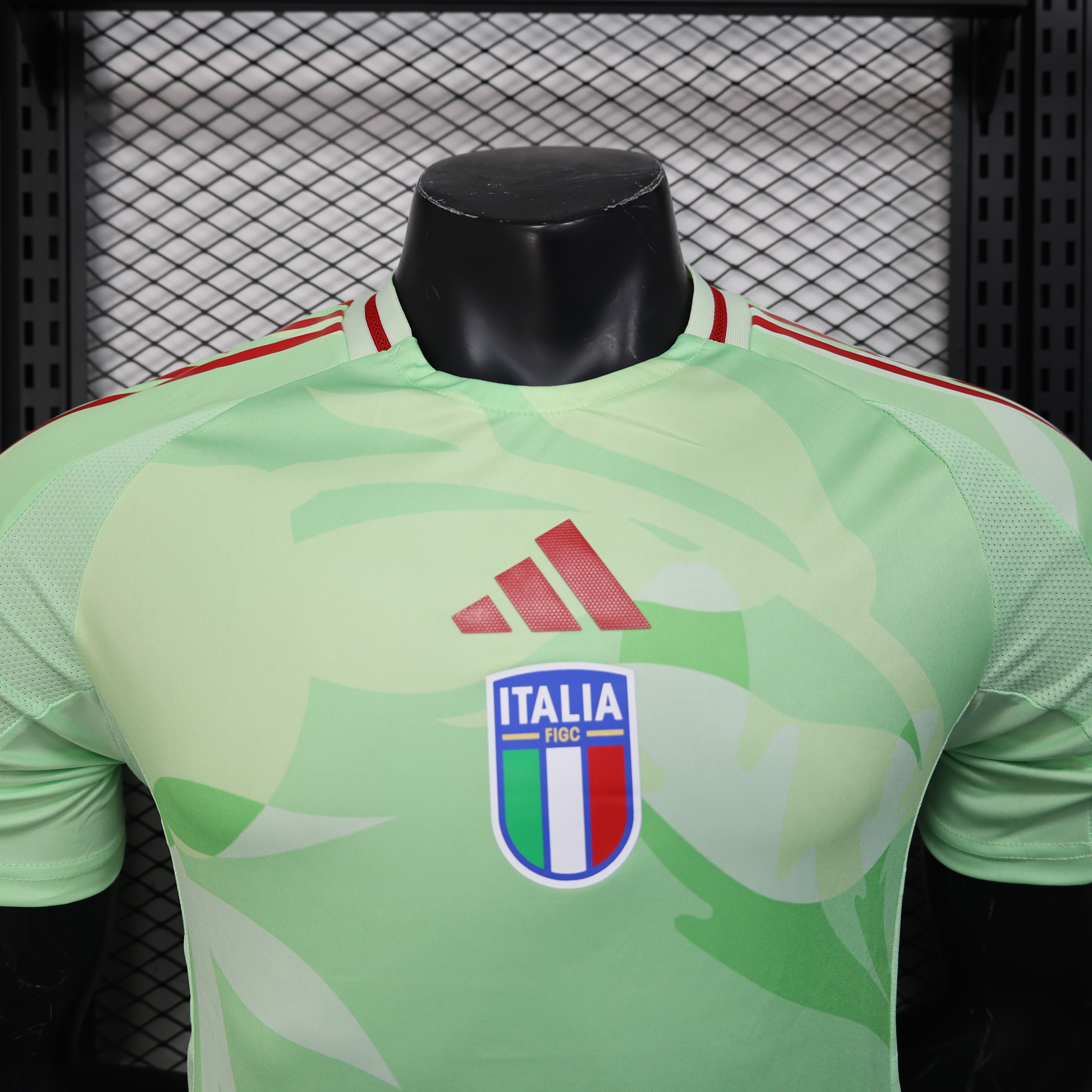 25-26 season Italian players training uniforms