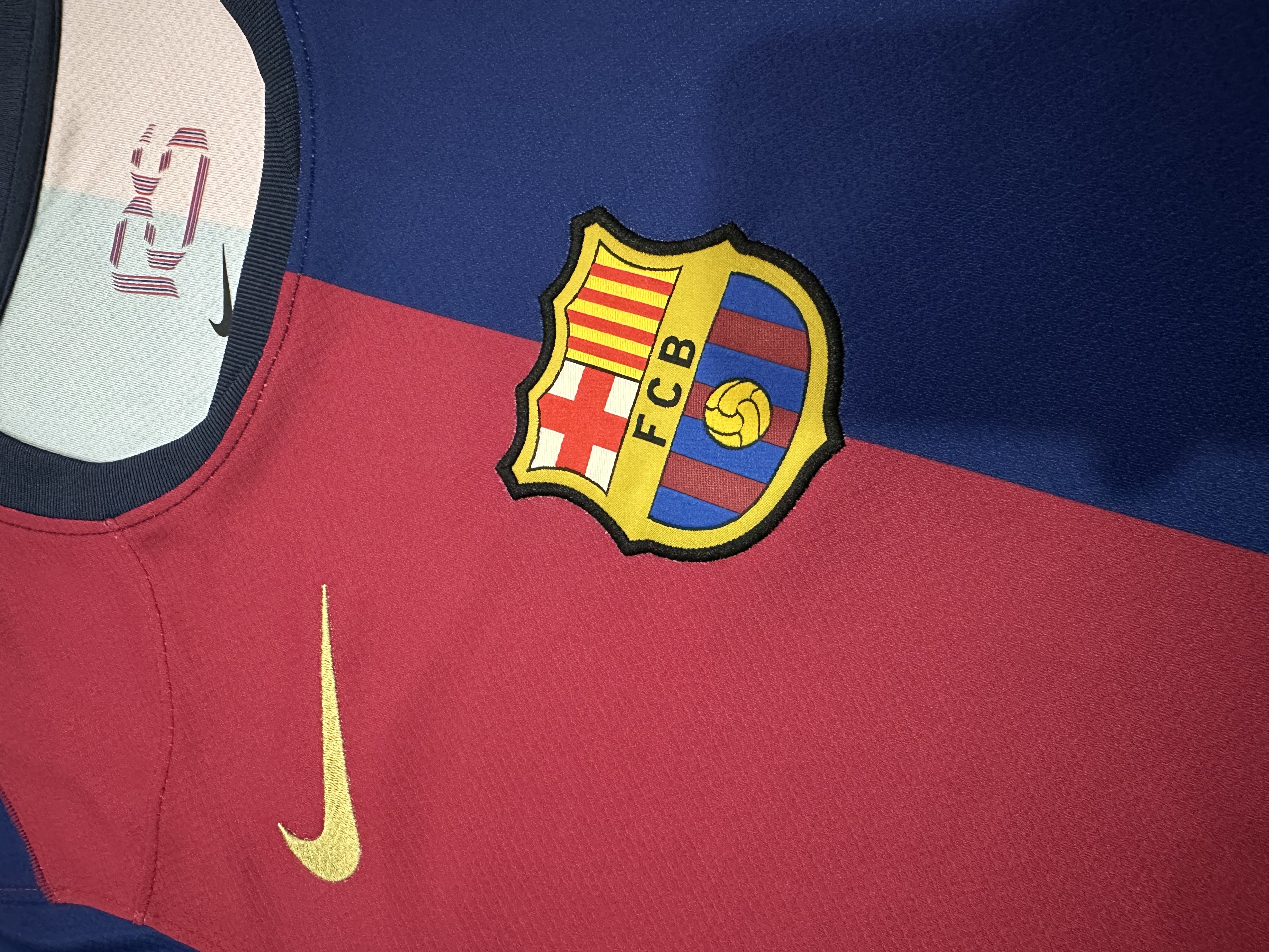 24-25 Barcelona home game, blank version