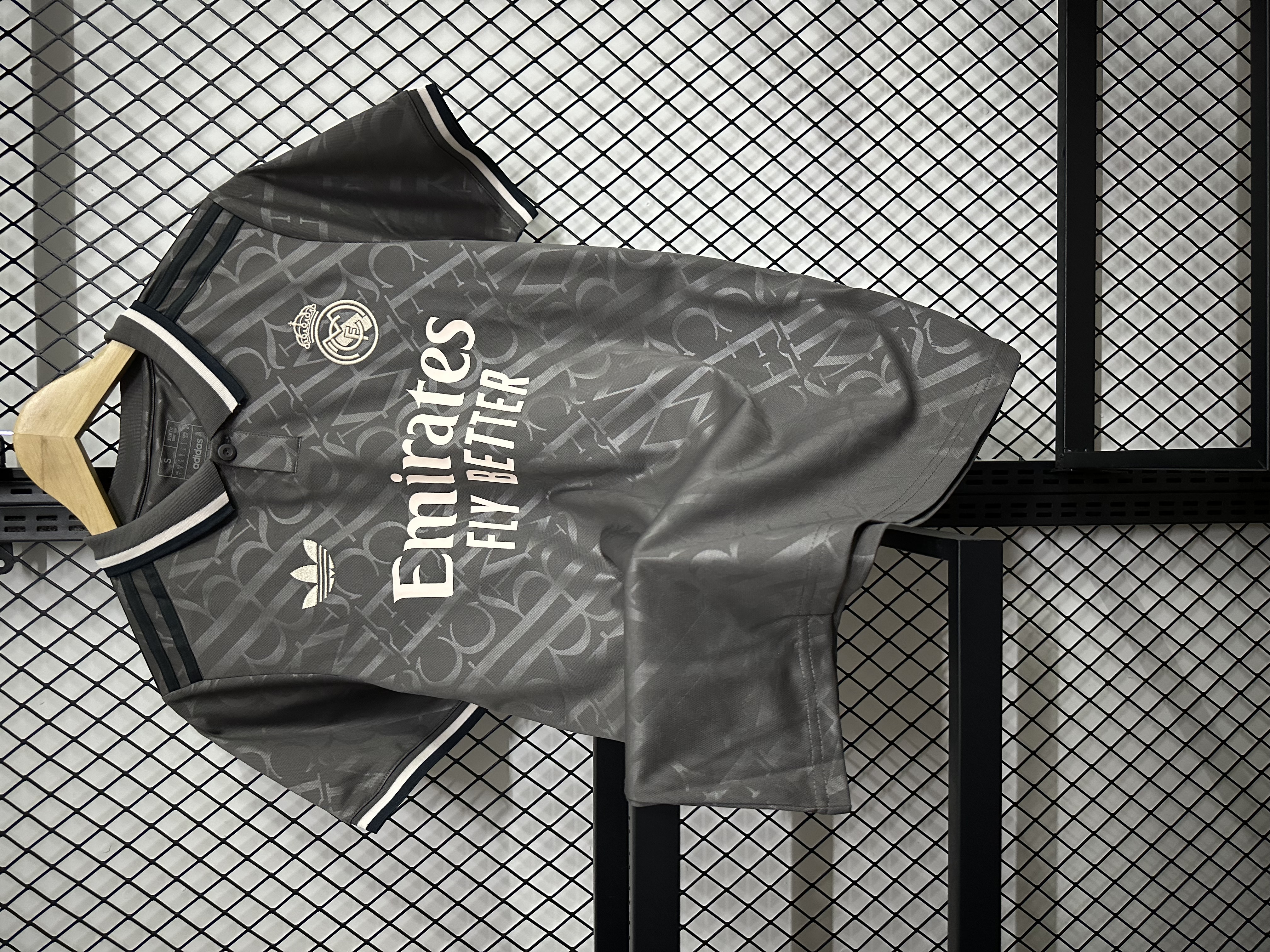 Real Madrid's second away game, 24-25