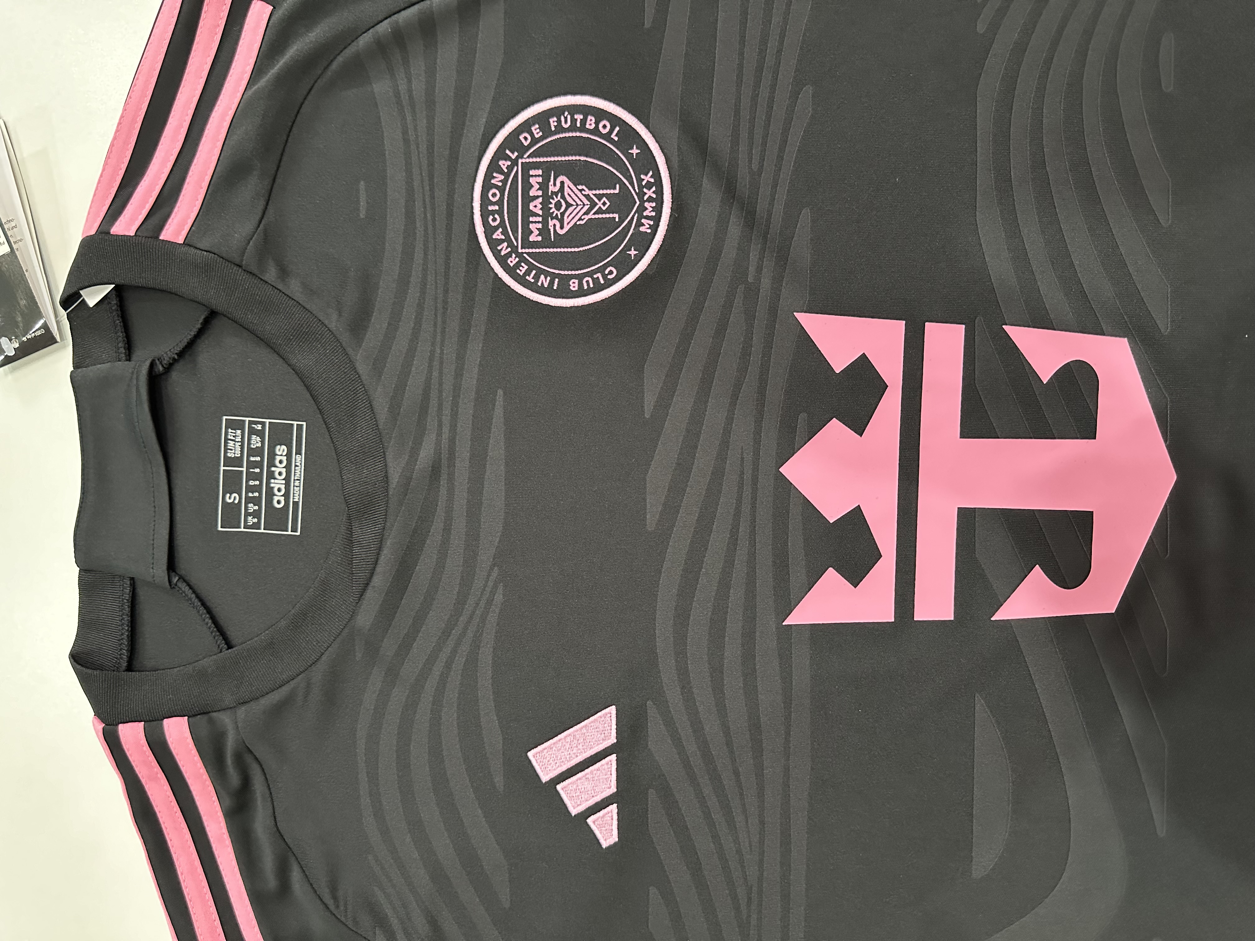 24-25 season Miami away jersey, 10 Messi, 21 Allende, 9 Suarez, 30 Kremaschi