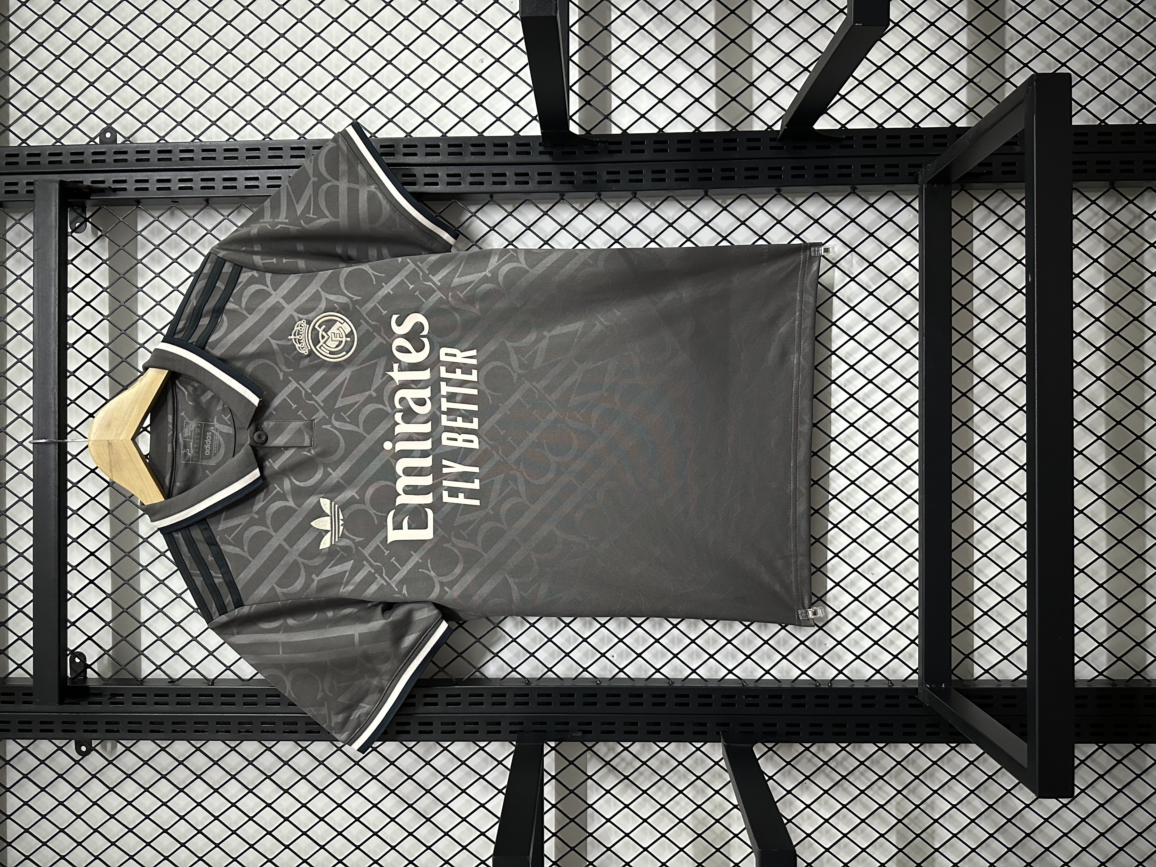 Real Madrid's second away game, 24-25