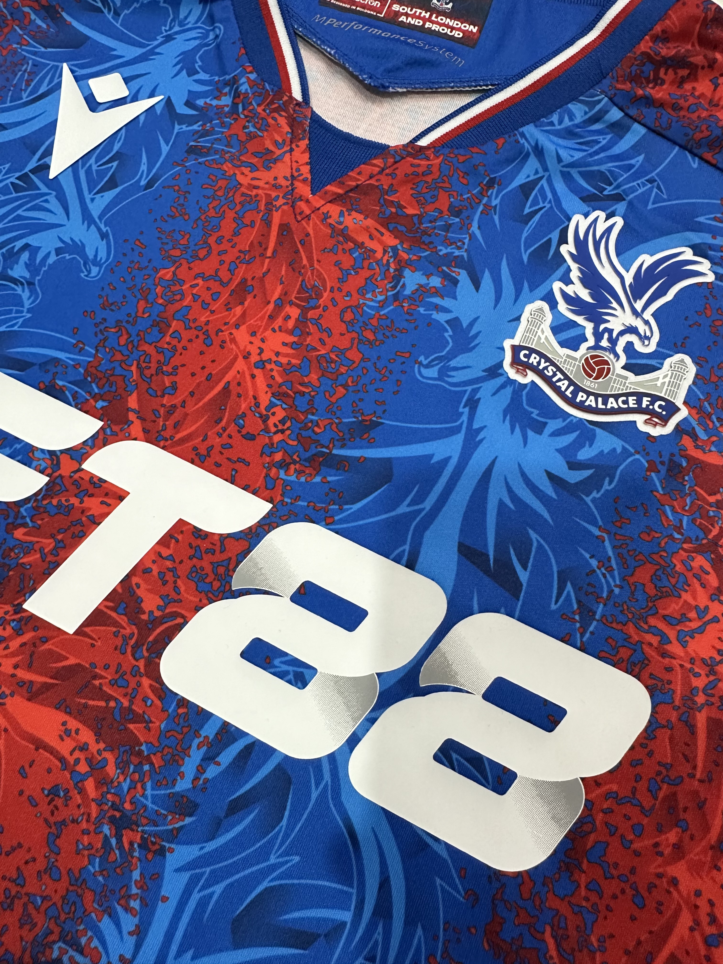 24-25 season Crystal Palace home jersey, Mateta, Sarr, Issi, Nketiah, Franca