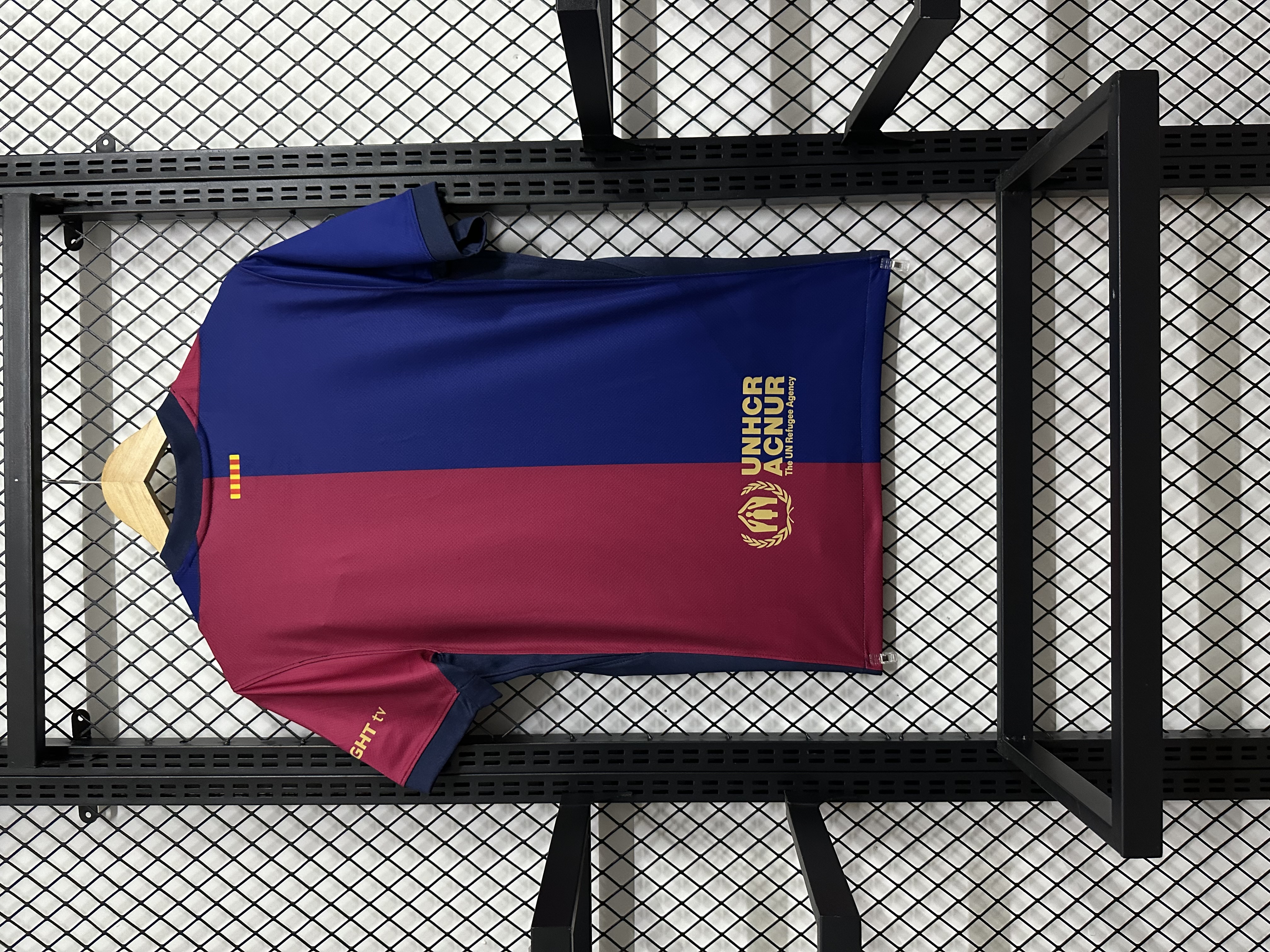 24-25 Barcelona home game, blank version