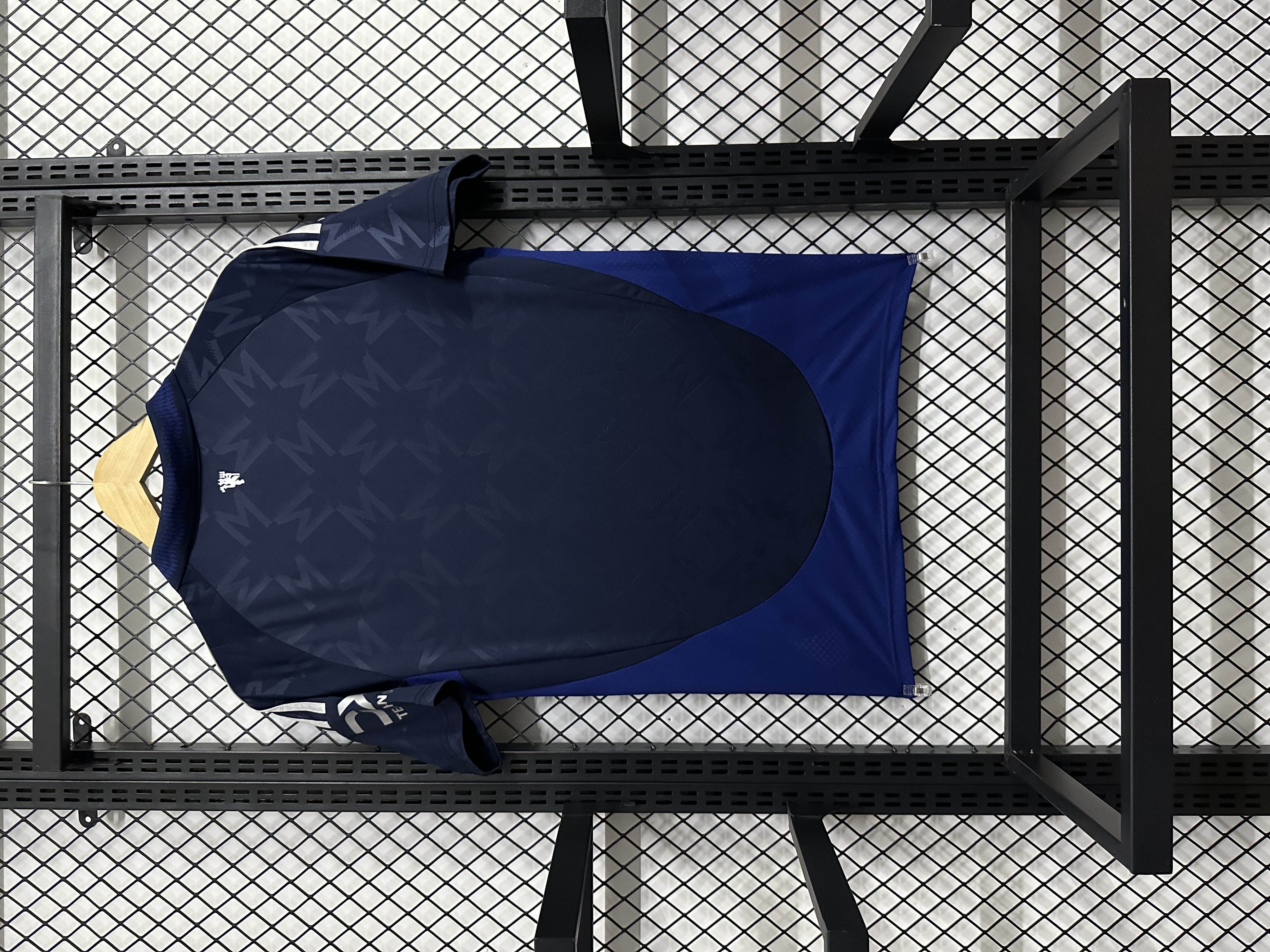 24-25 Manchester United away game