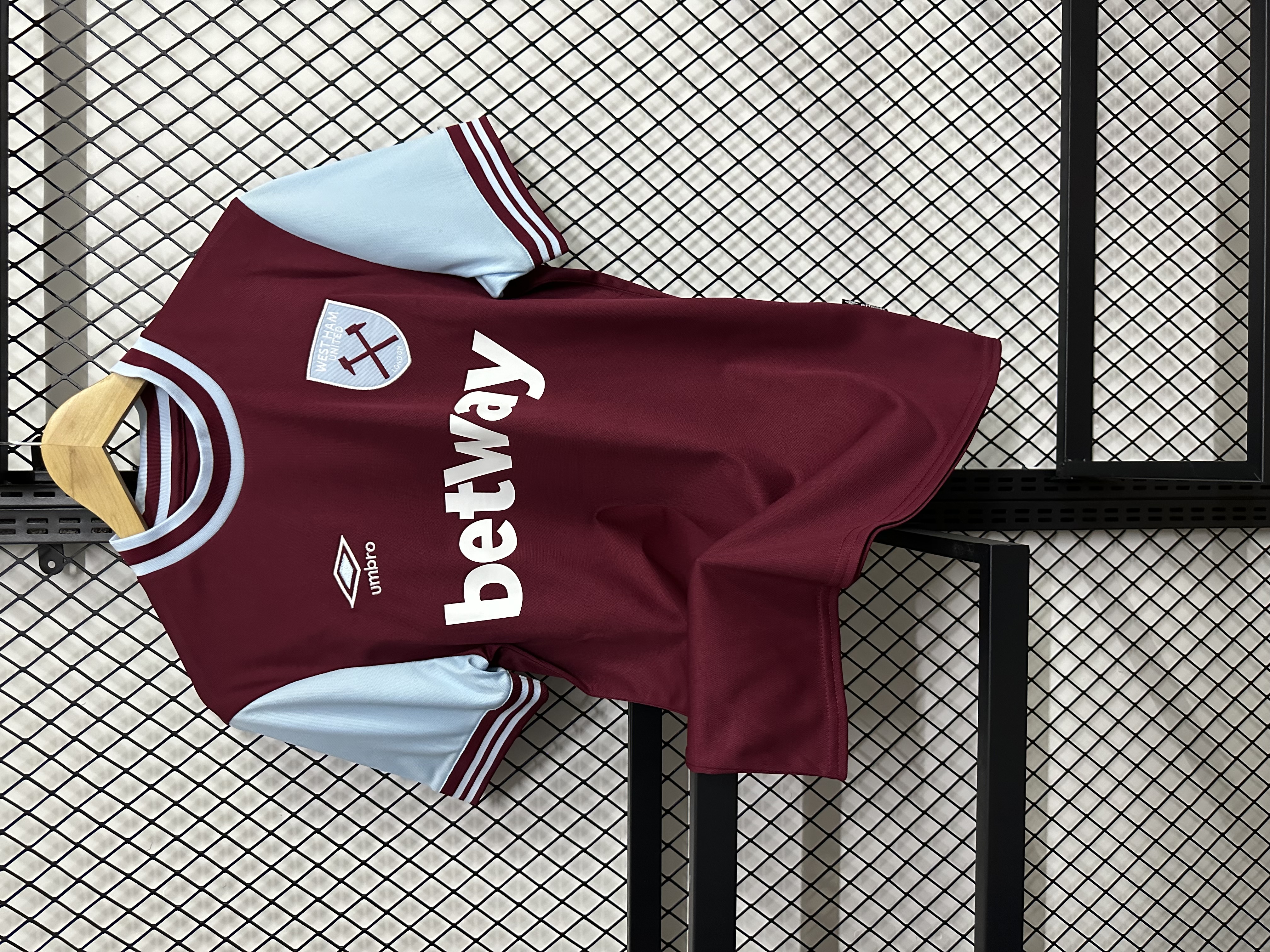 West Ham United home fans edition for the 24-25 season, Bowen, Phil Kruger, Ferguson