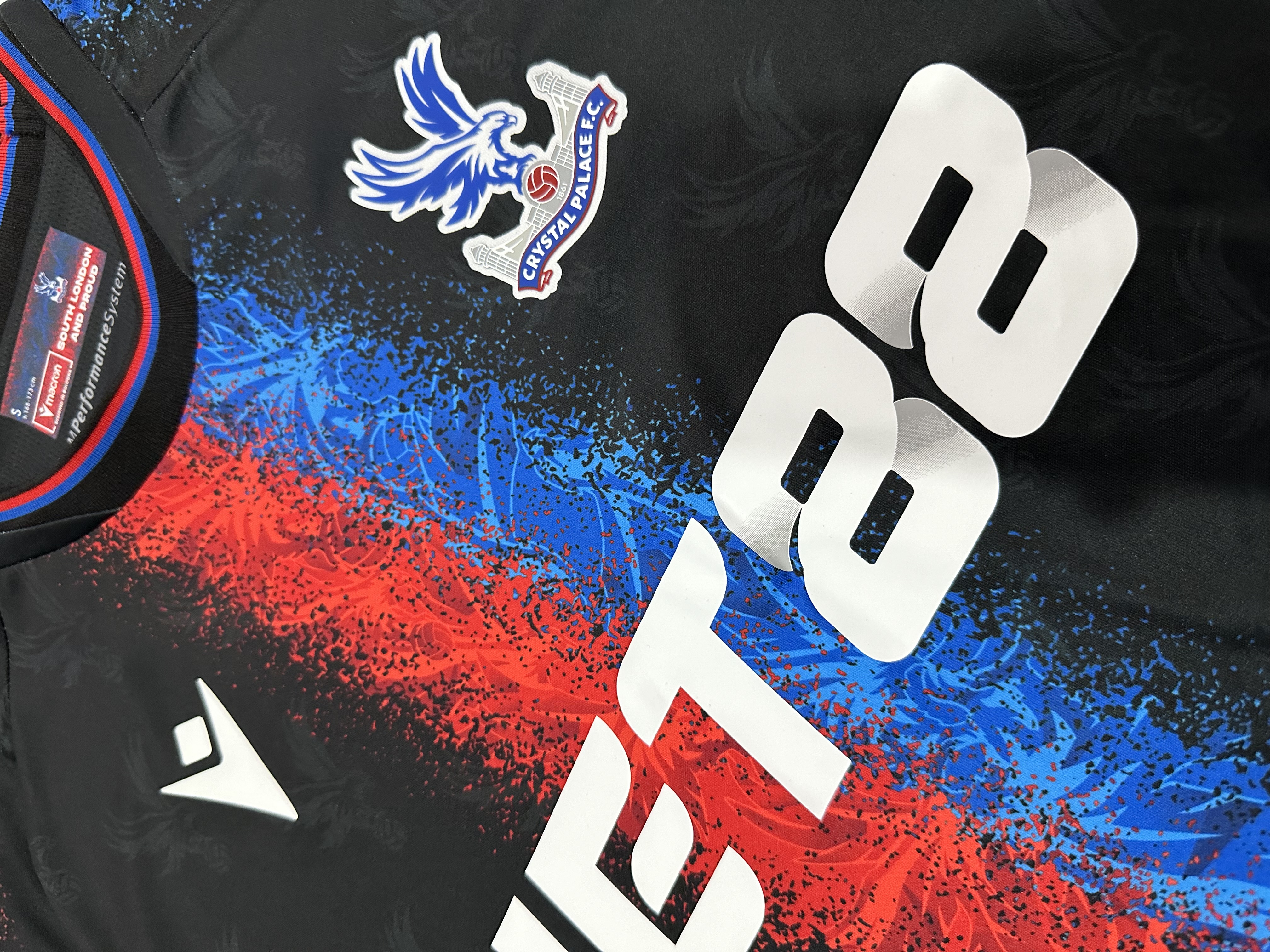 24-25 season Crystal Palace away jersey, Mateta, Sarr, Isi, Nketiah, Franca