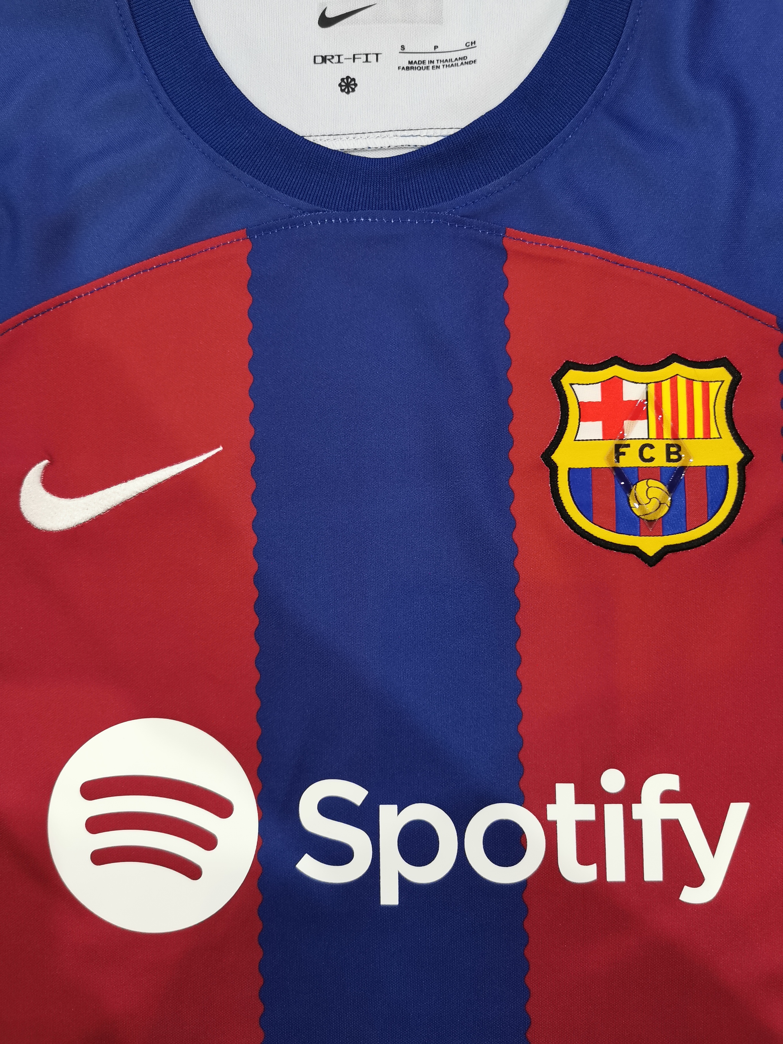 23-24 season Barcelona home fan version jersey