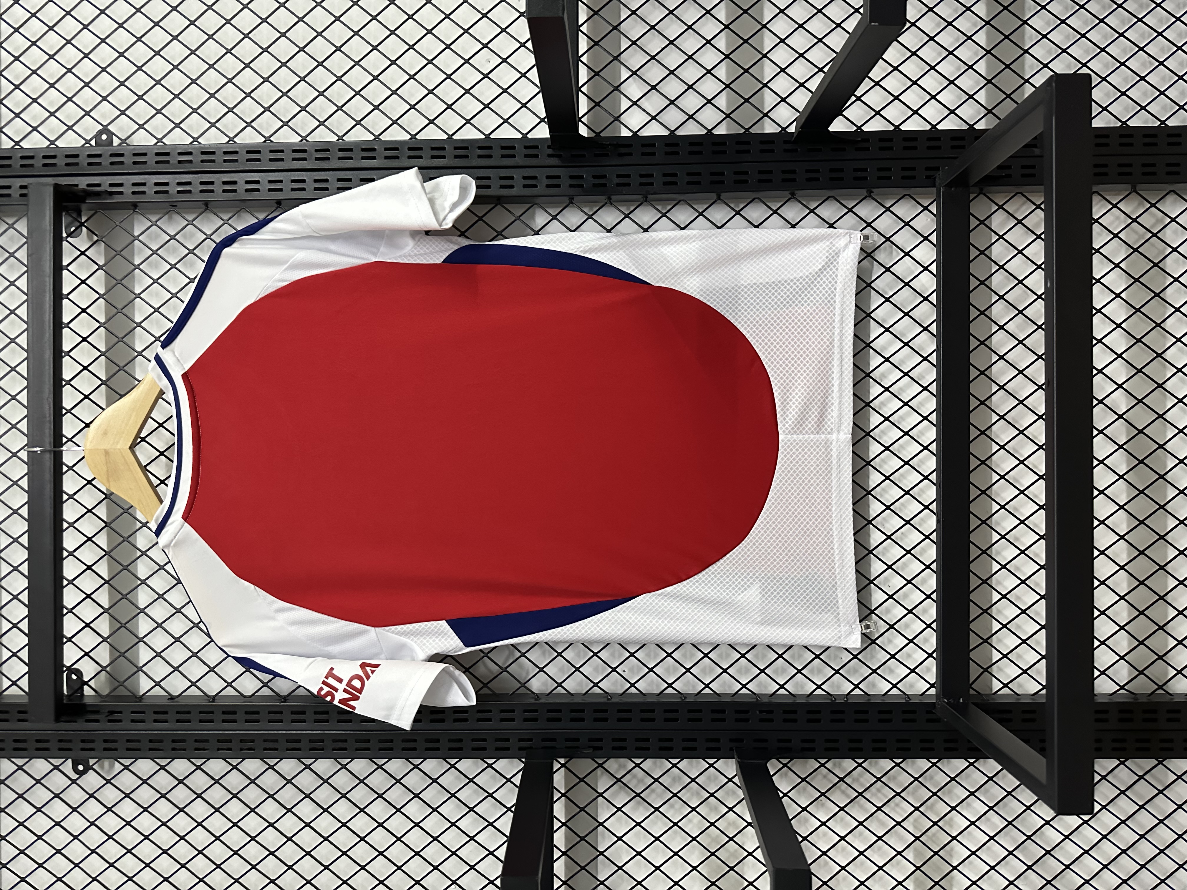 Arsenal's home ground, 24-25