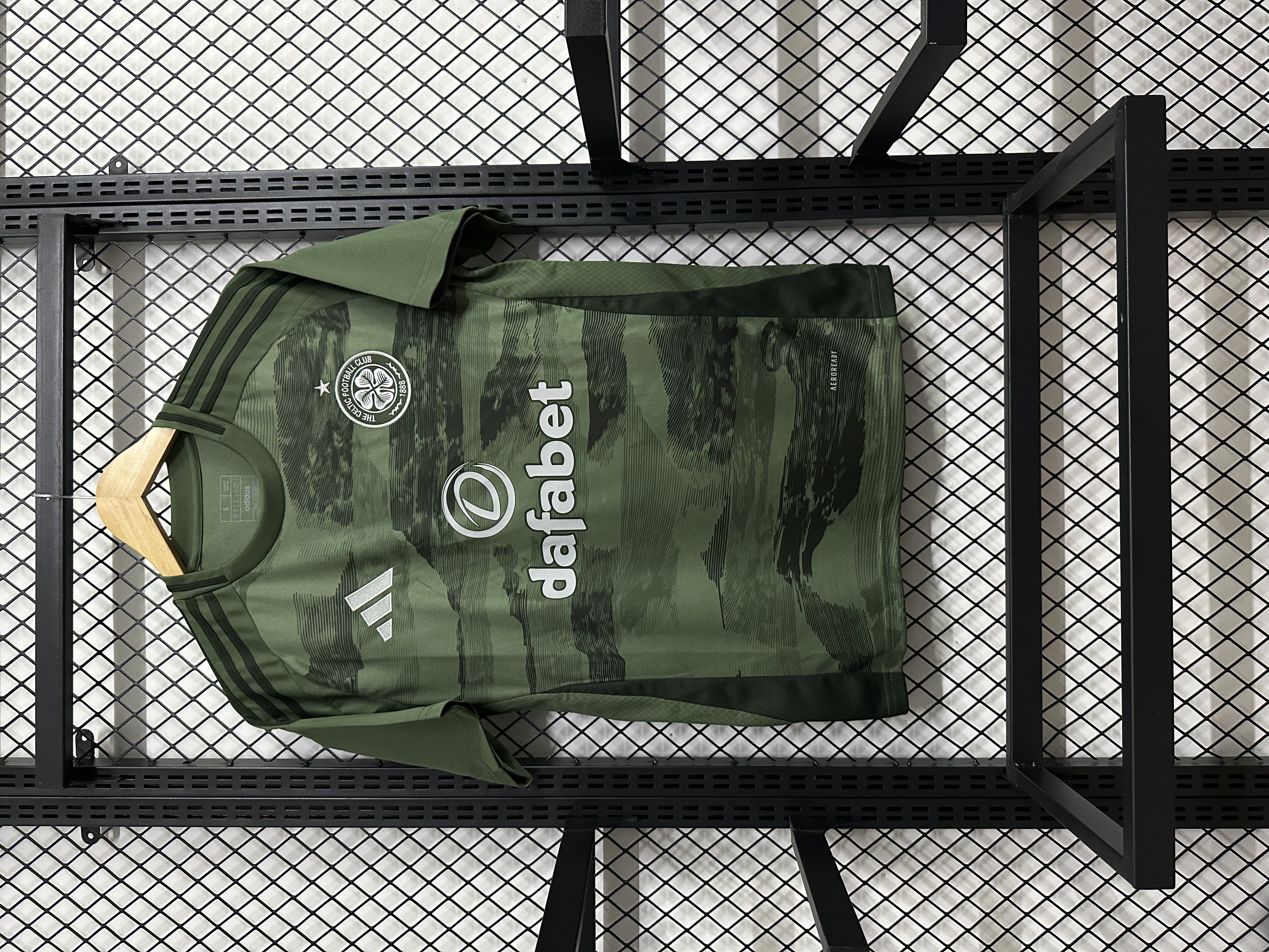 The Celtics' second away game, 24-25