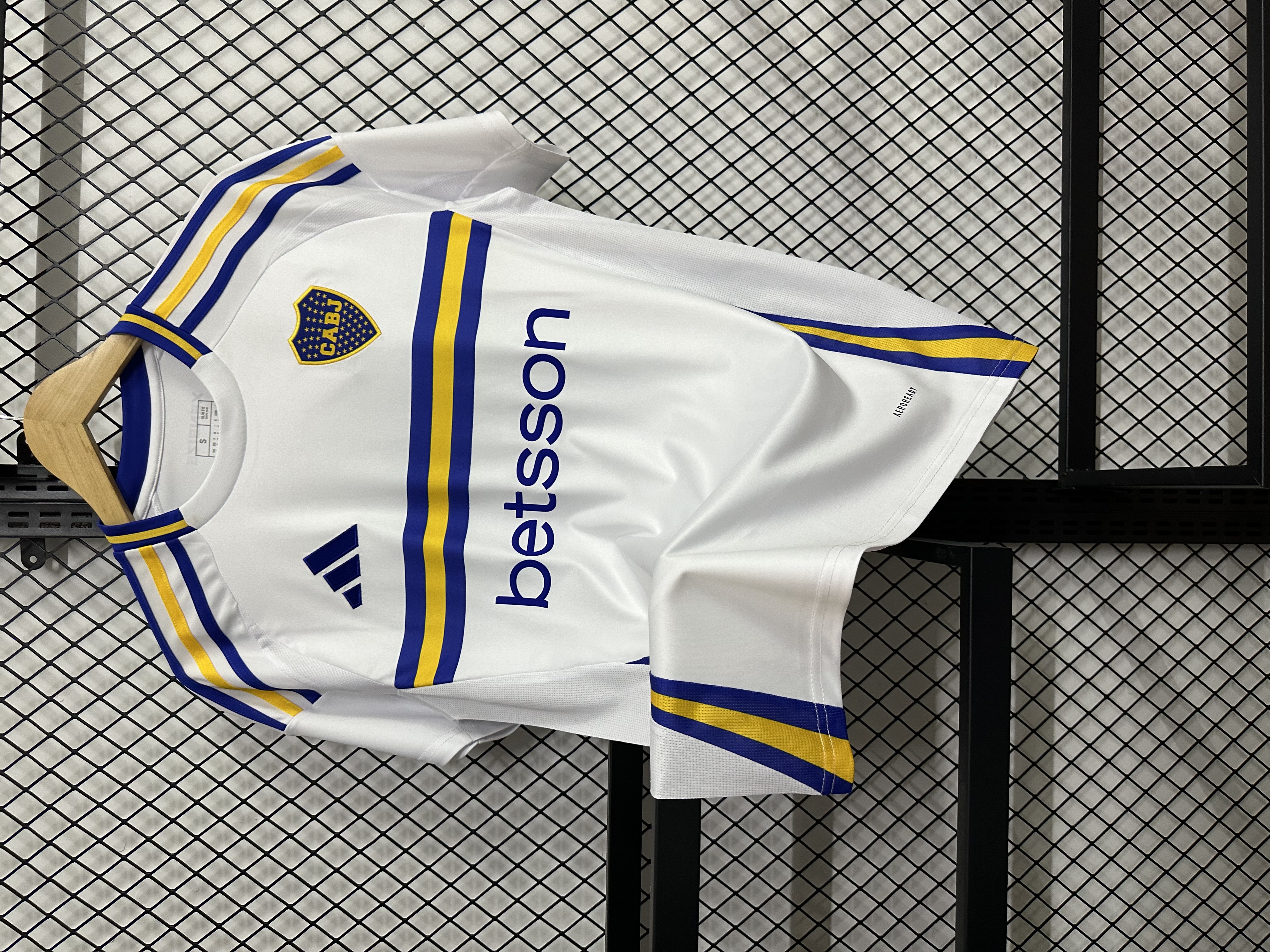 boca Juniors played away at Boca 24-25