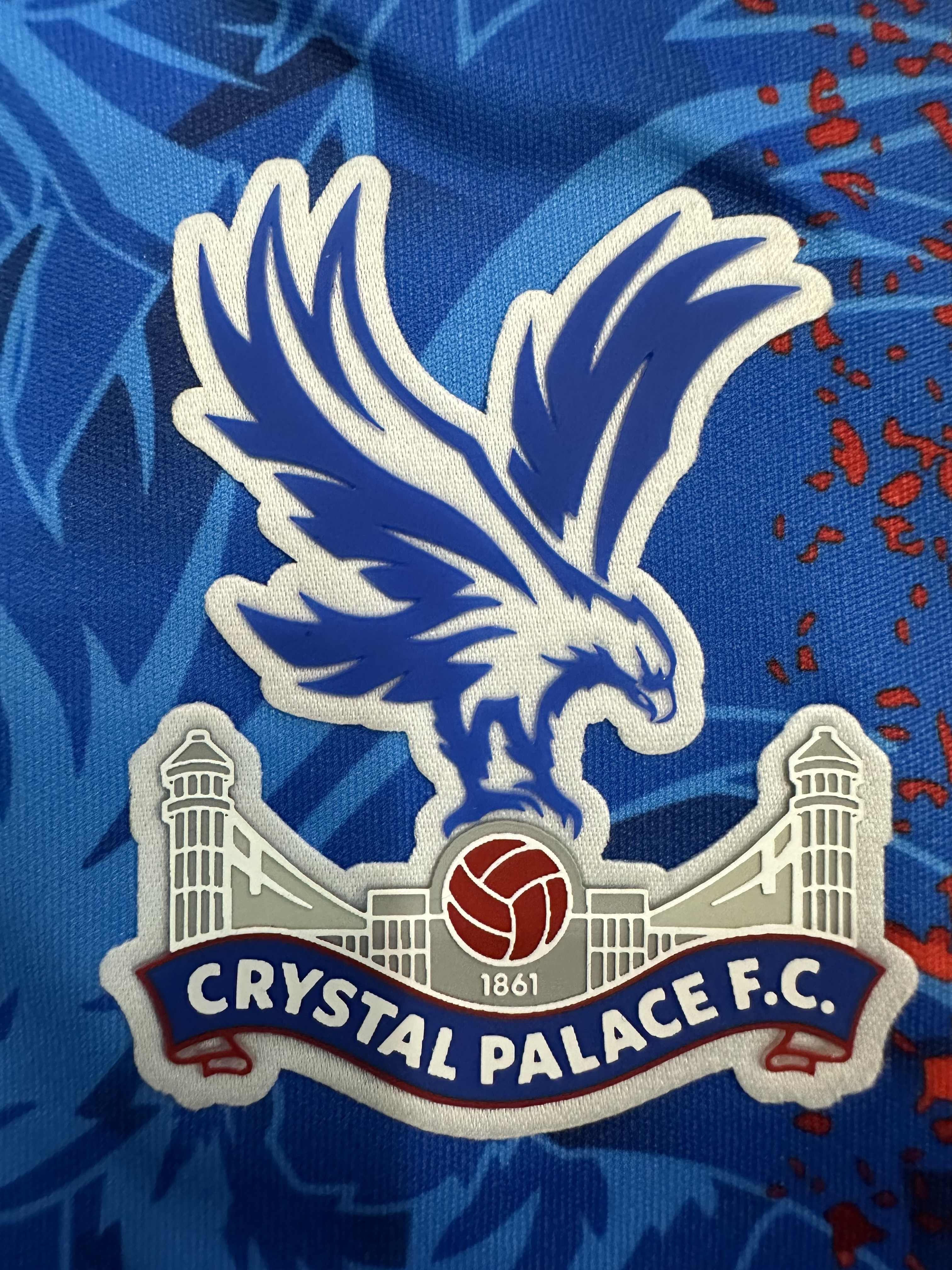 24-25 season Crystal Palace home jersey, Mateta, Sarr, Issi, Nketiah, Franca