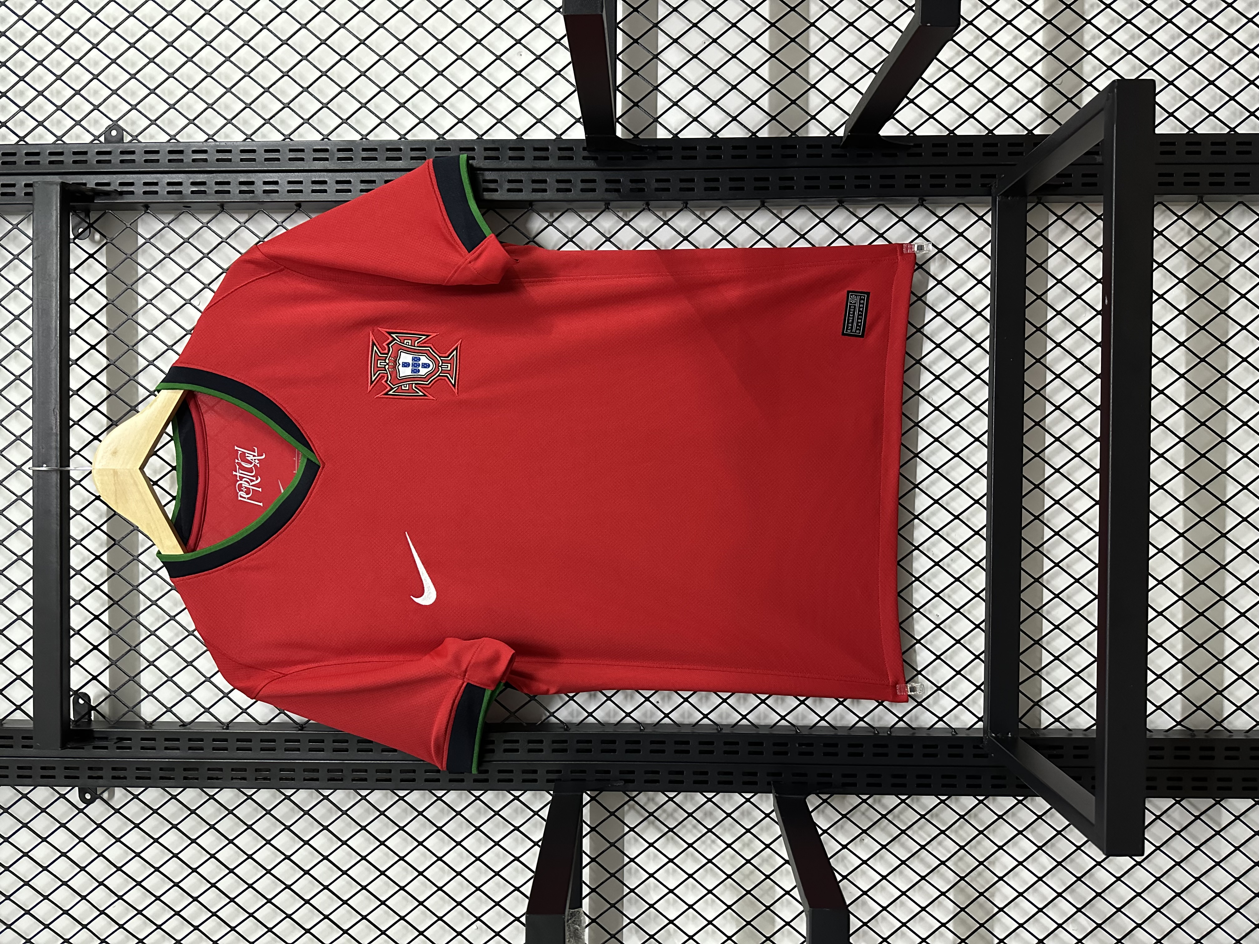 24-25 season Portugal home fans version