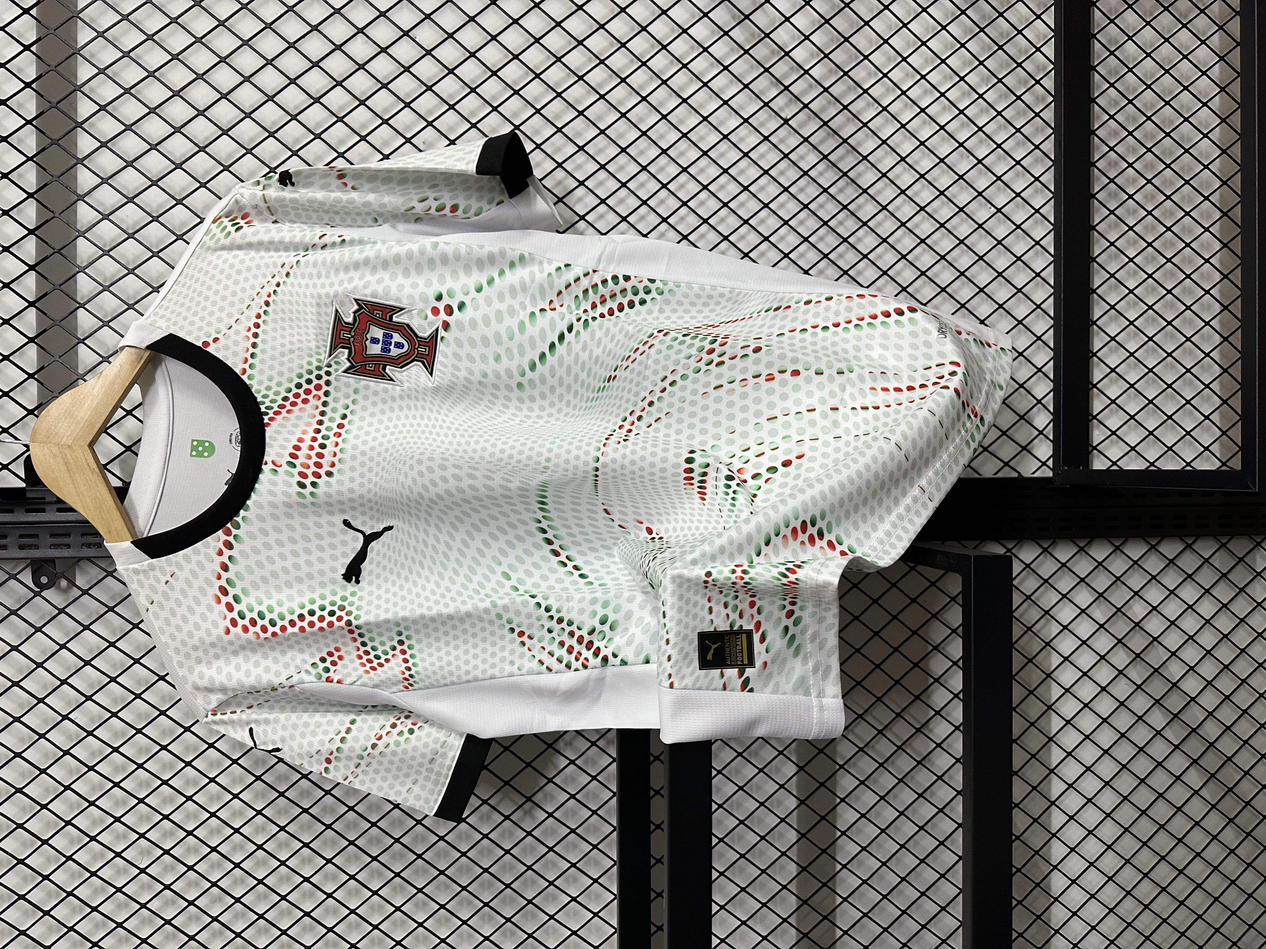 25-26 season Portugal away fans version