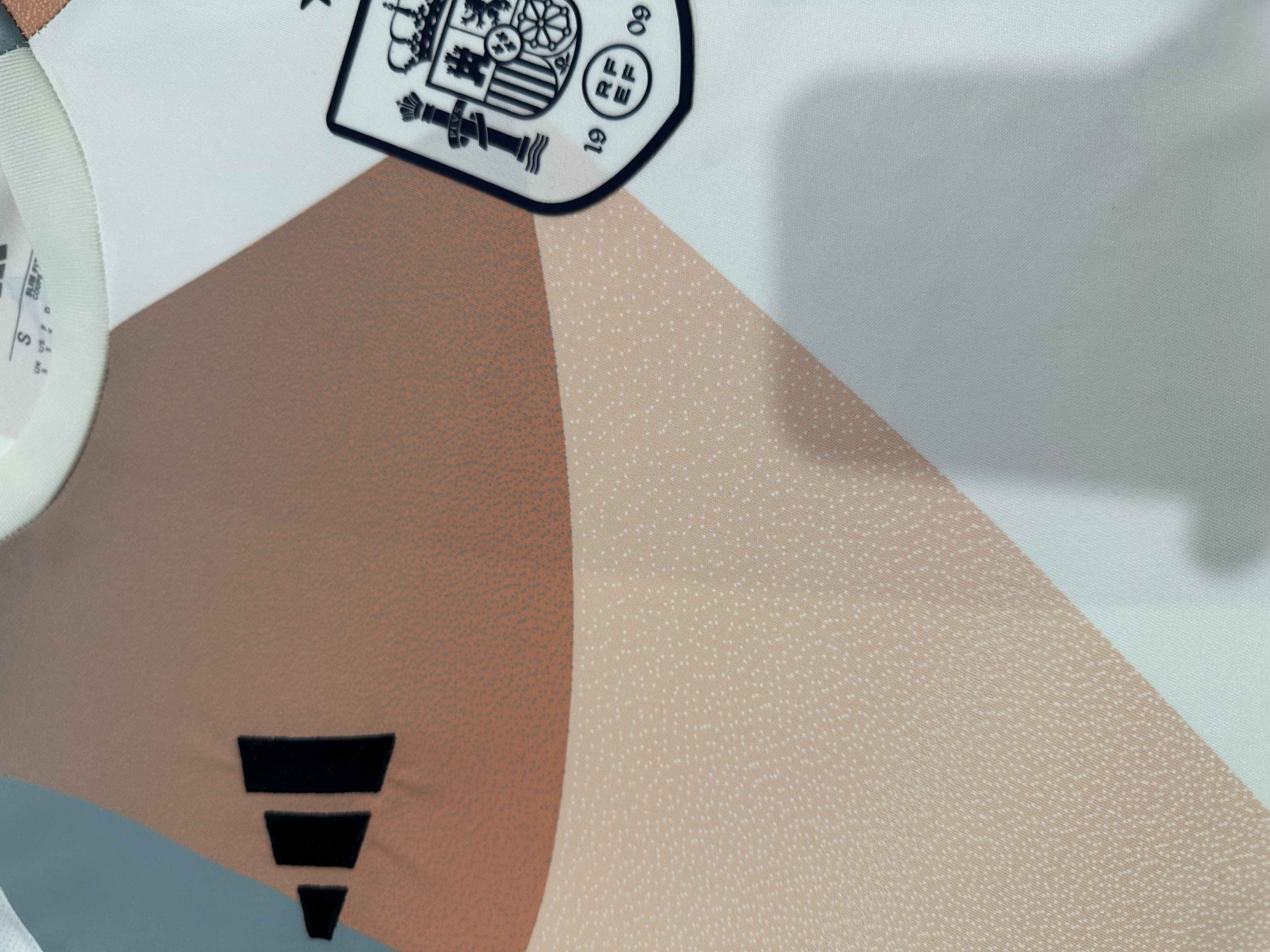 25-26 season Spain away fans version