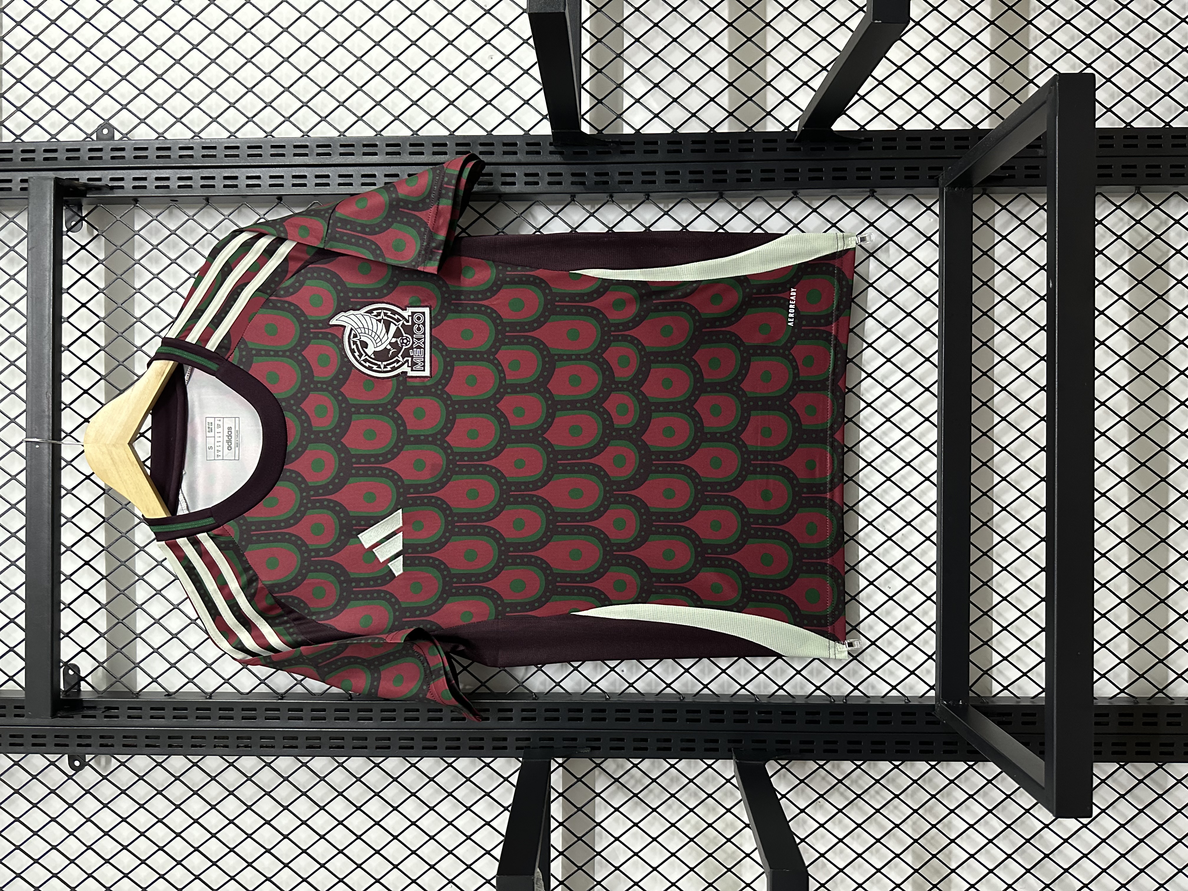 24-25 season Mexico home fans version