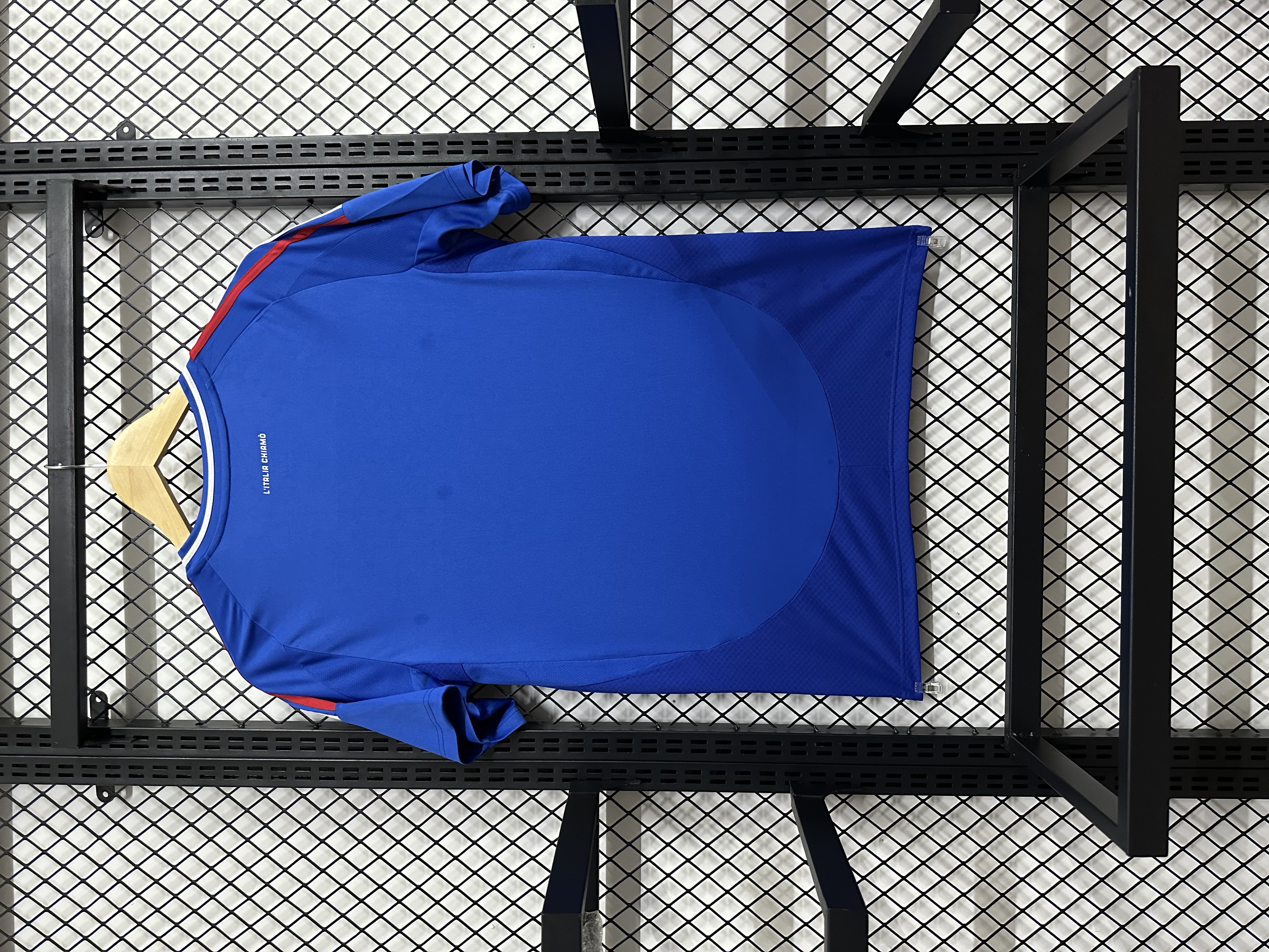 24-25 season Italy home fans version