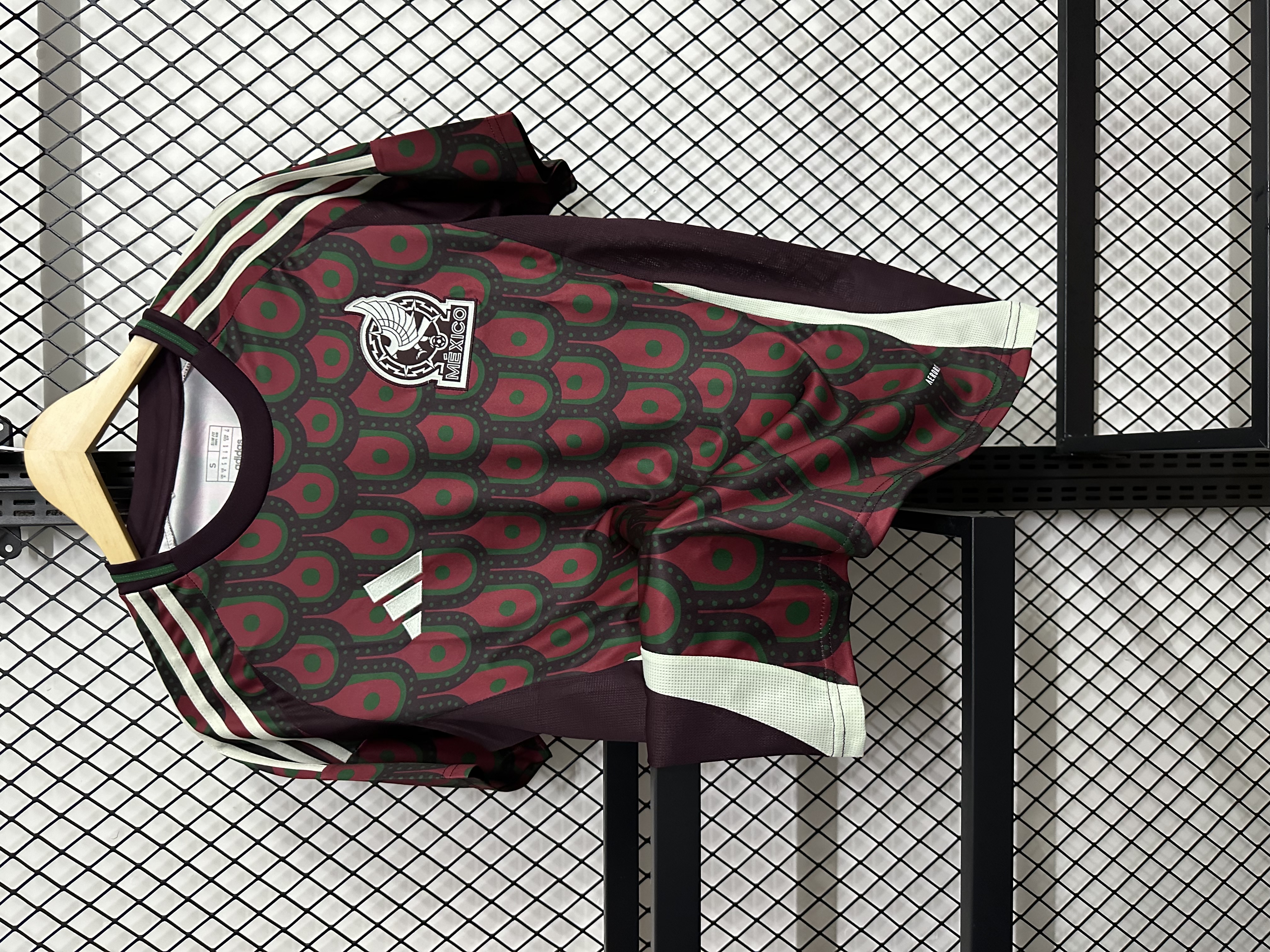 24-25 season Mexico home fans version