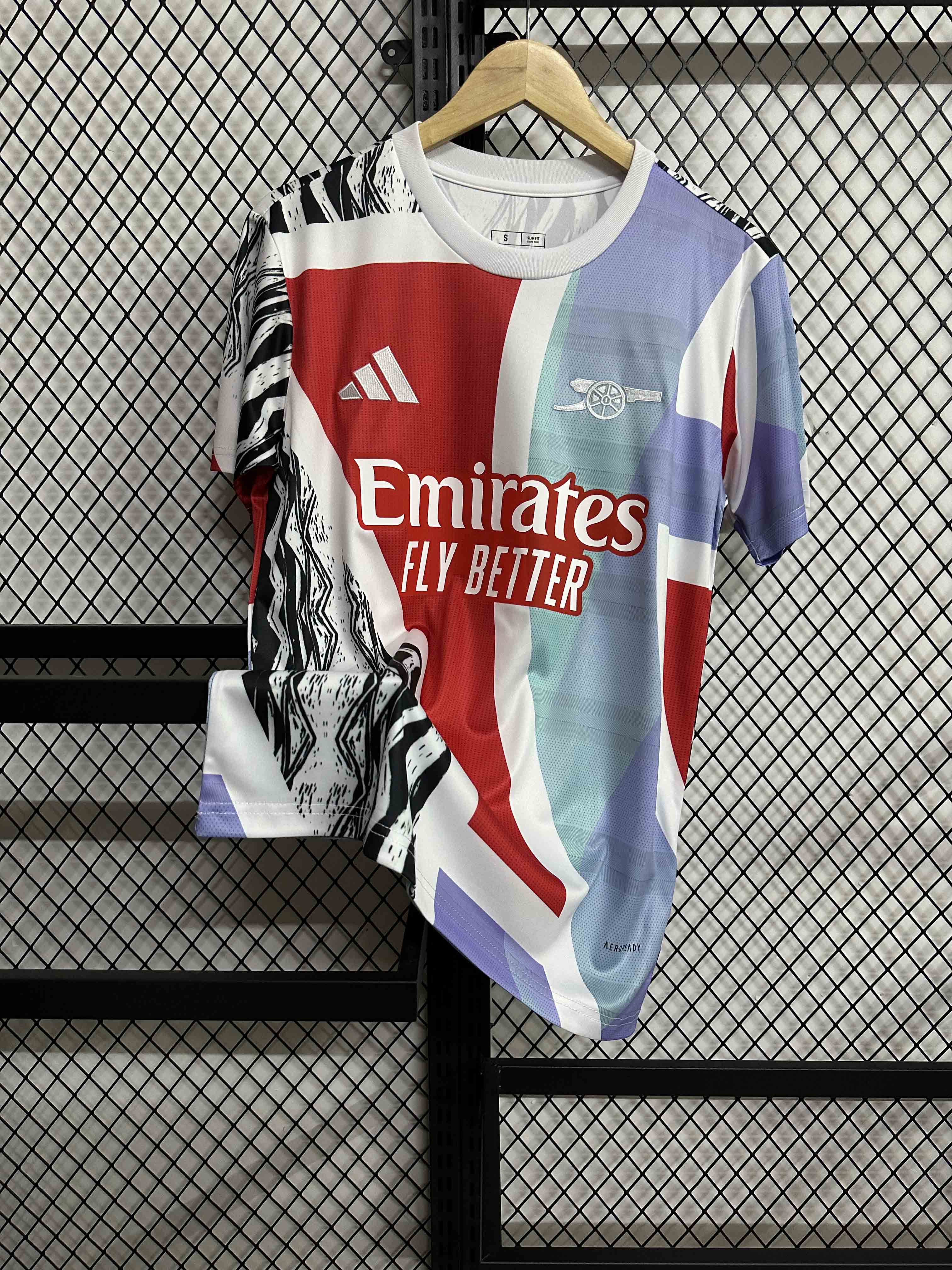 24-25 Arsenal doodle version