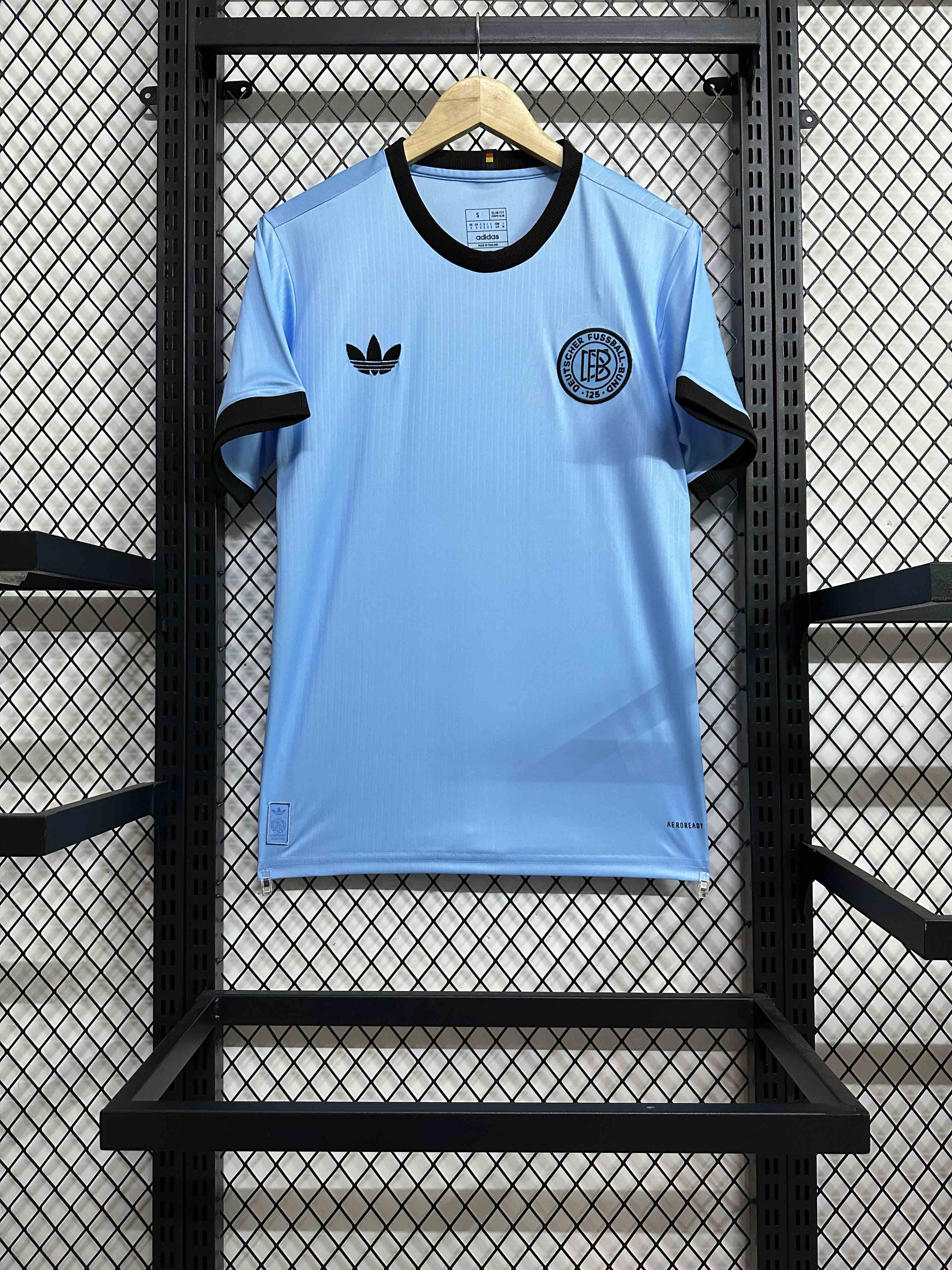 The goalkeeper for Germany's 125th anniversary in the 25th and 26th years