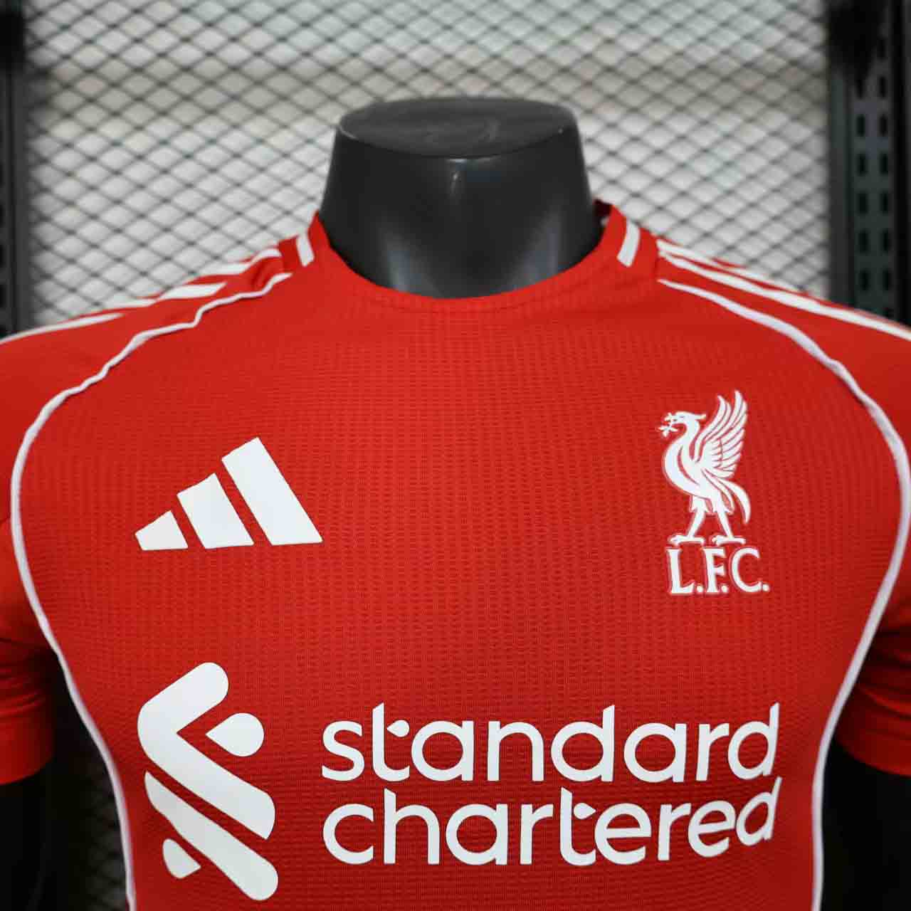 25-26 season Liverpool player version jersey